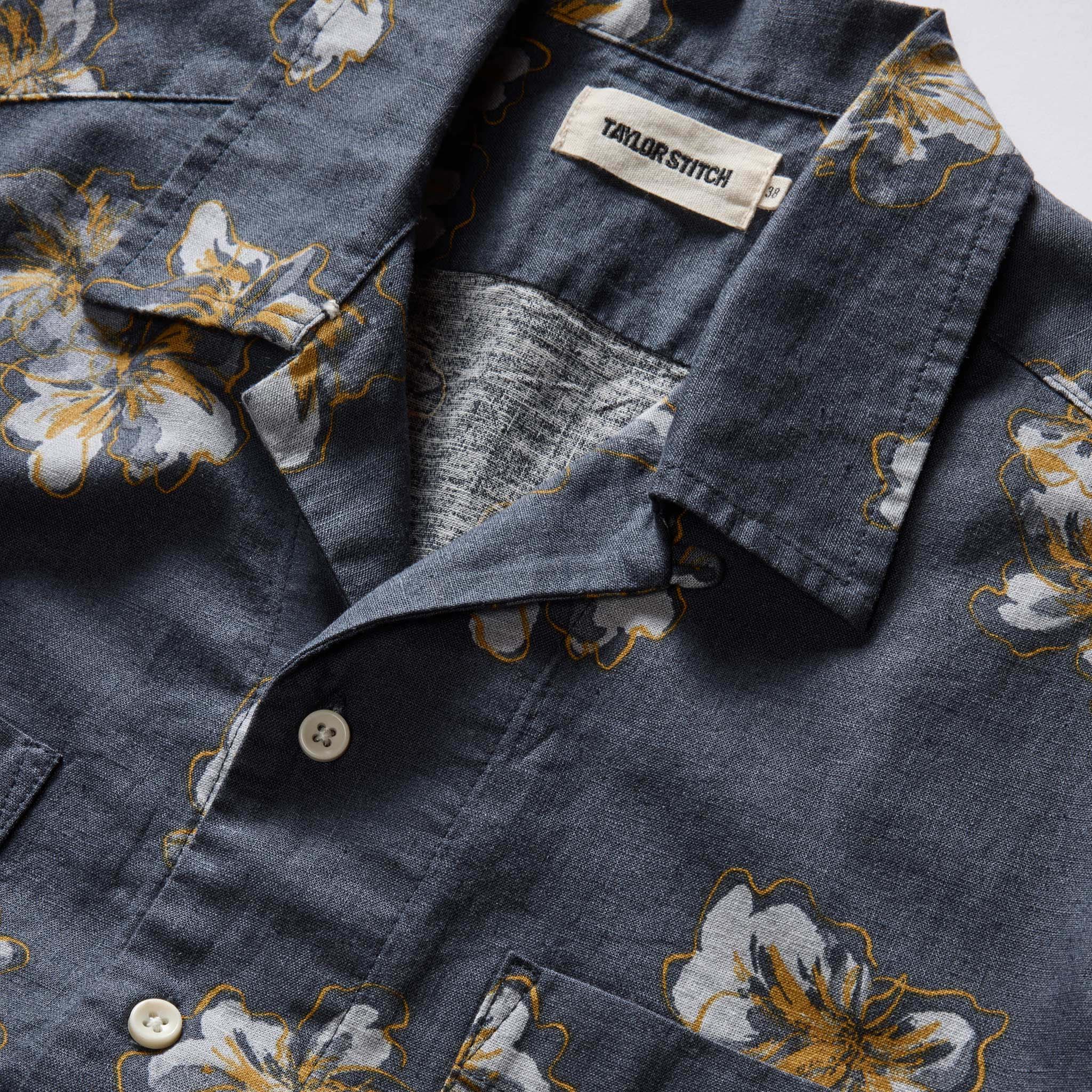 The Conrad Shirt in Dark Blue Floral - Image 4