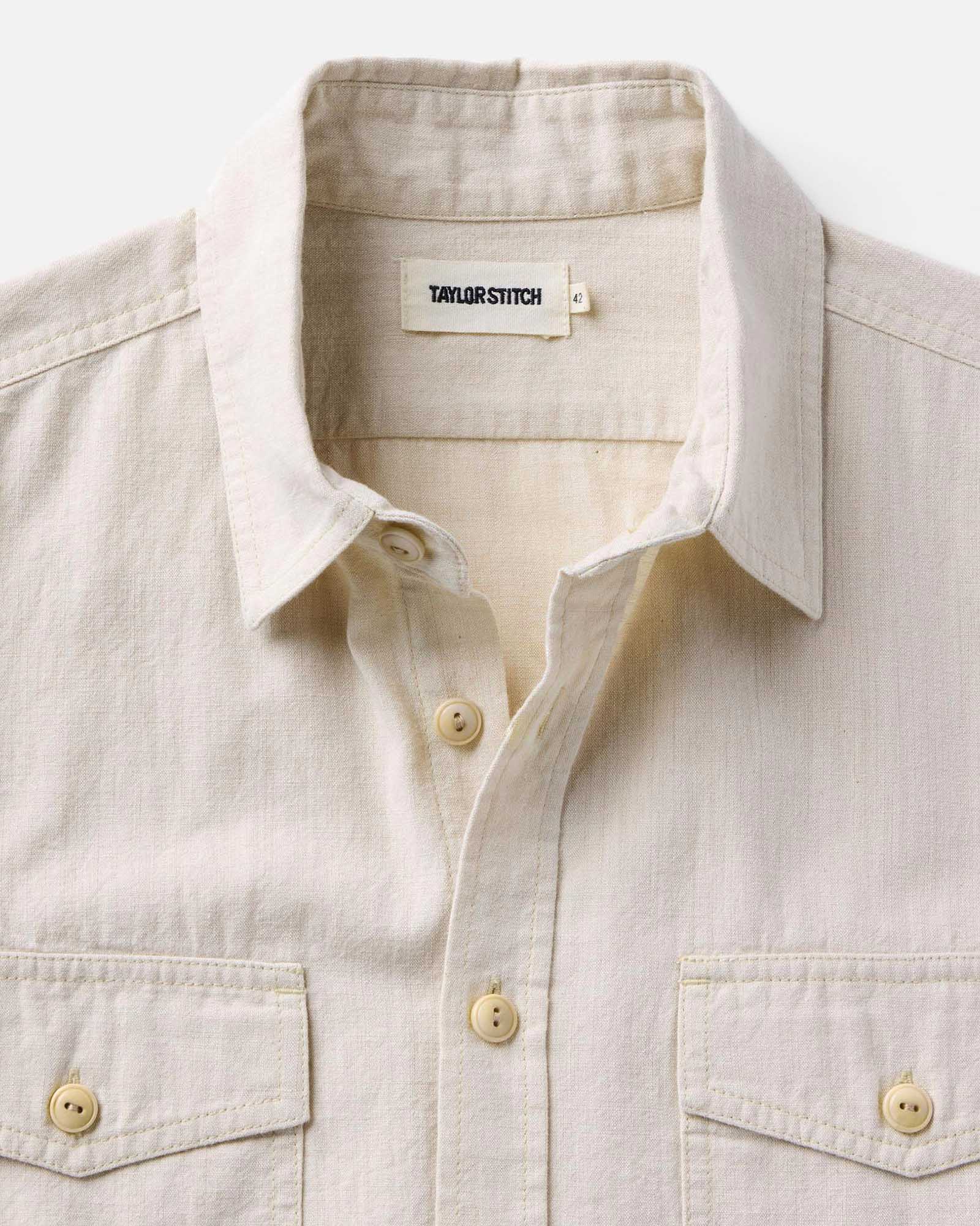 The Short Sleeve Crew Shirt in Natural Chambray - Image 4