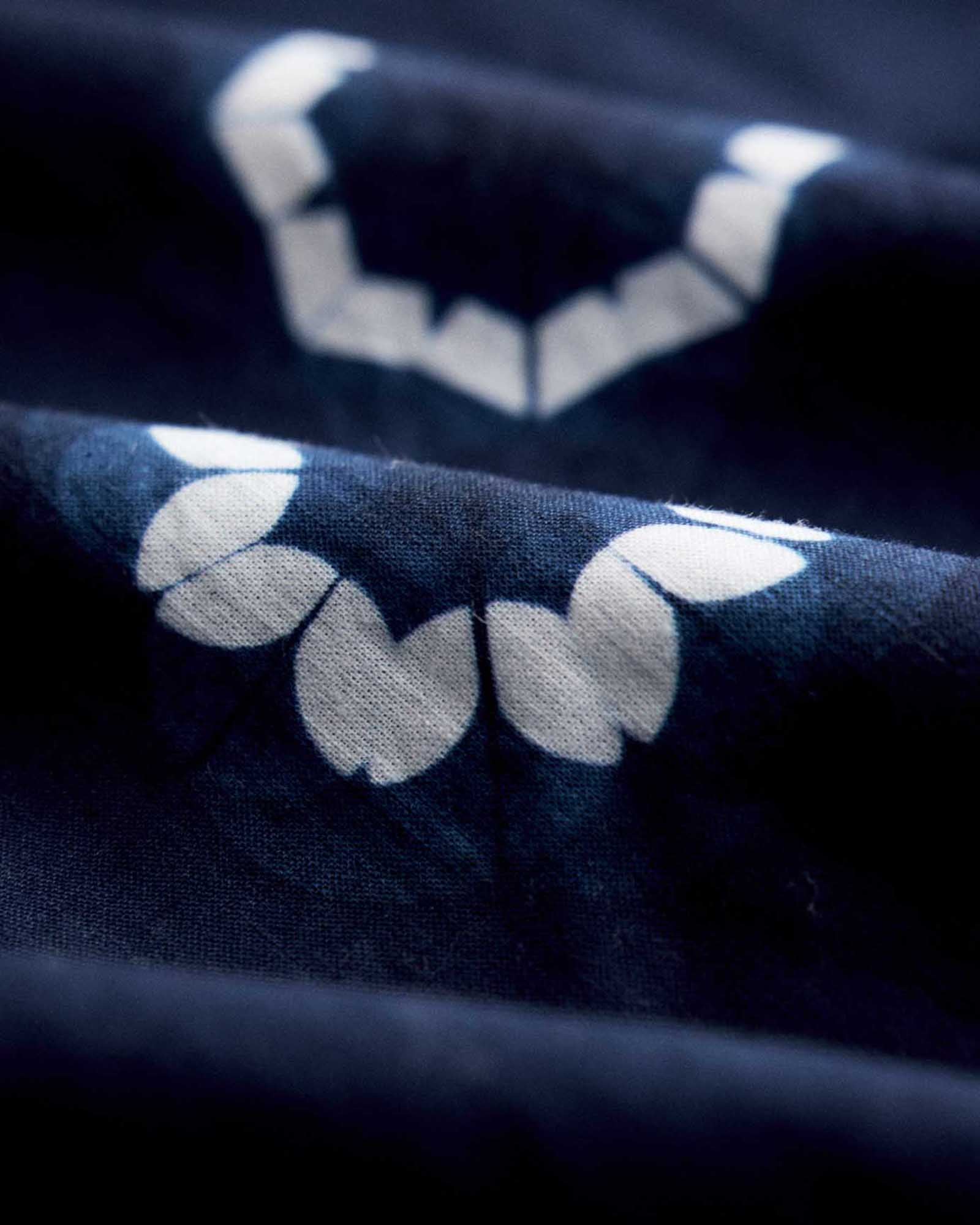 The Davis Shirt in Dark Navy Geo - Image 3