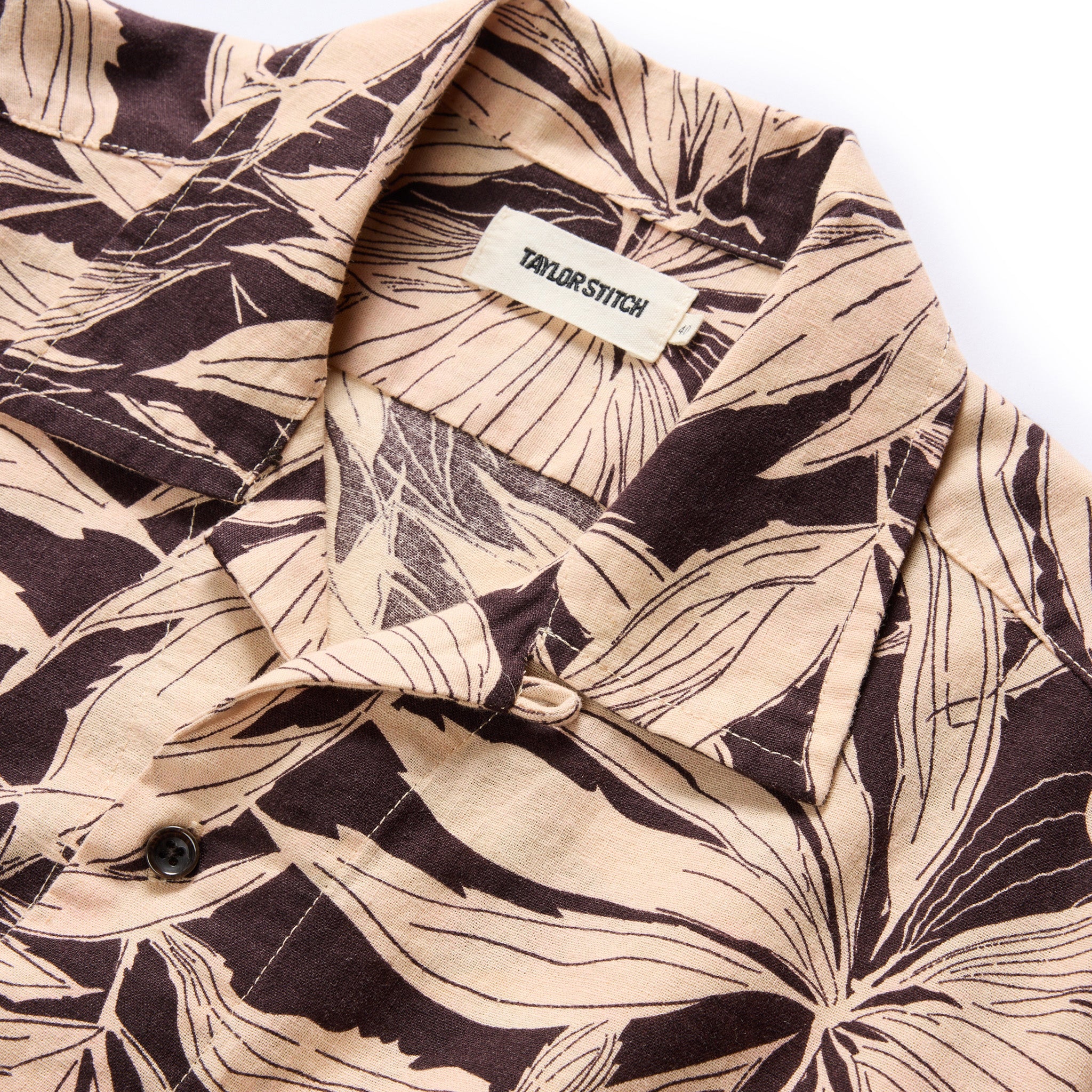 The Short Sleeve Hawthorne in Dried Palm - Image 5