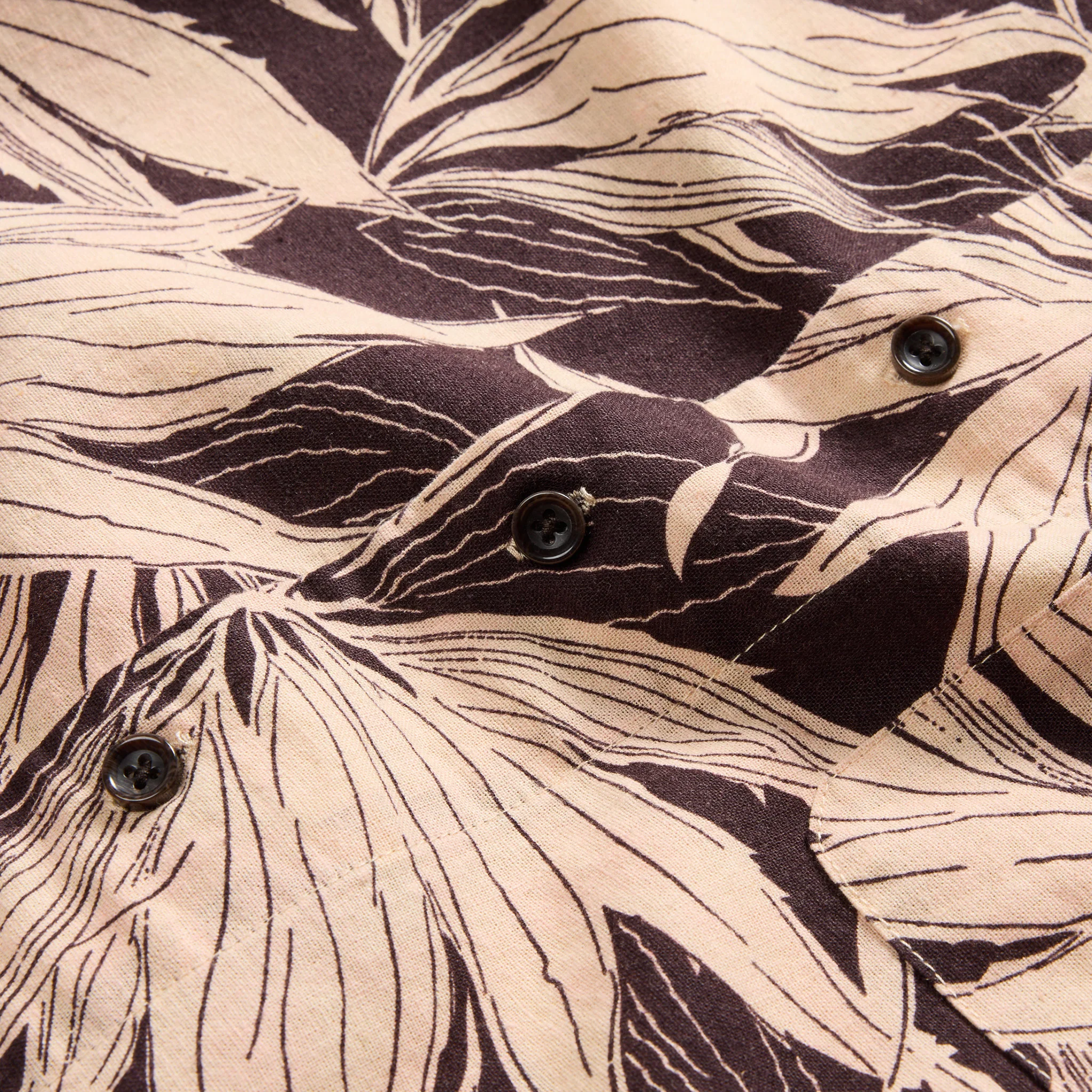 The Short Sleeve Hawthorne in Dried Palm - Image 6