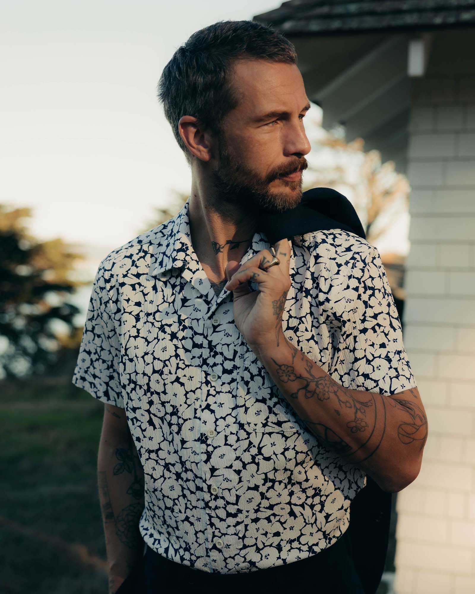 The Hawthorne Shirt in Shadow Floral - Image 2