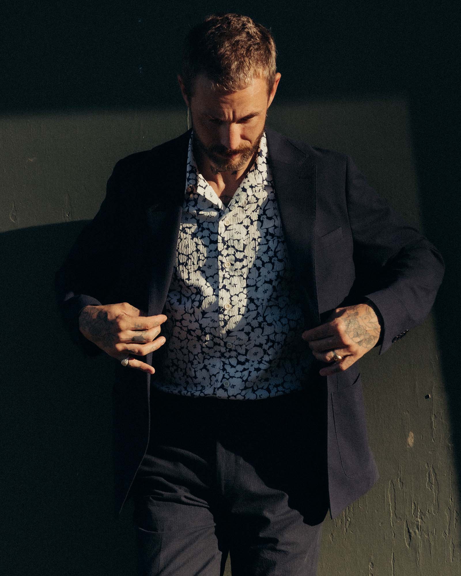 The Hawthorne Shirt in Shadow Floral - Image 3