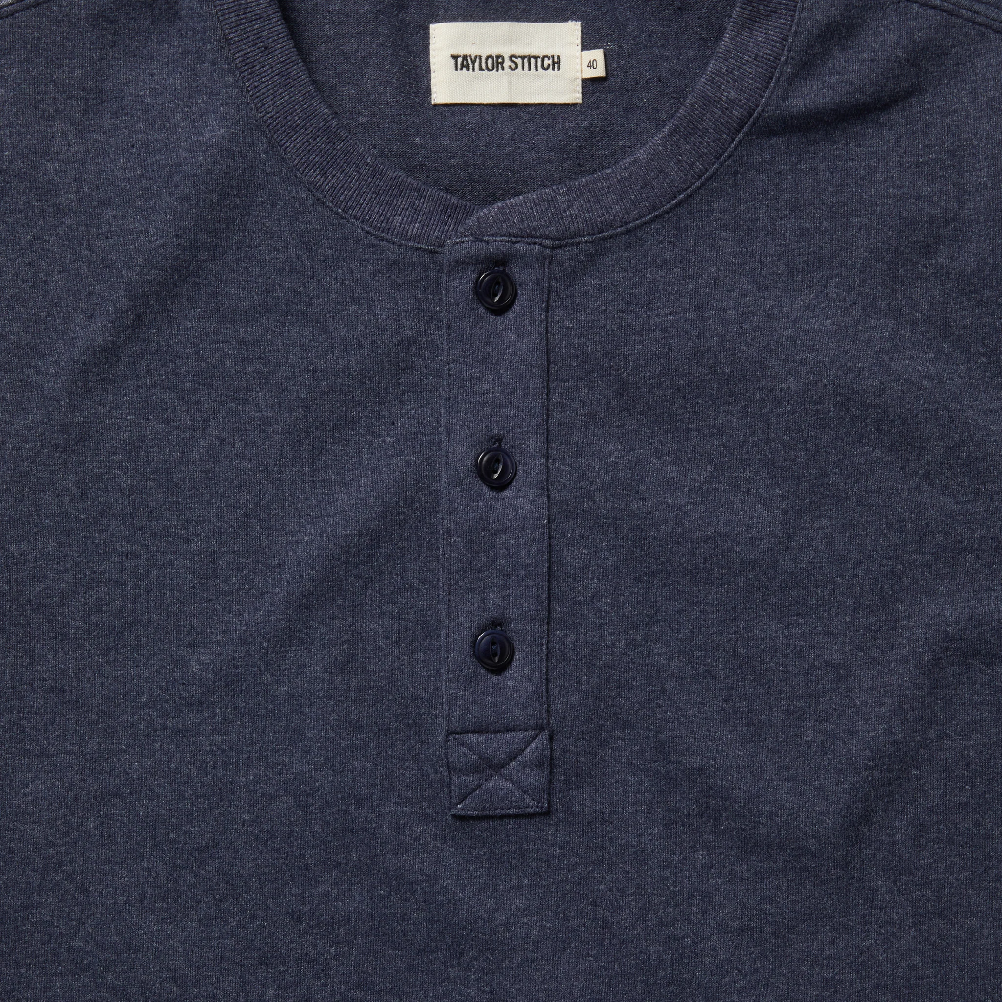 The Short Sleeve Heavy Bag Henley in Dark Navy - Image 5