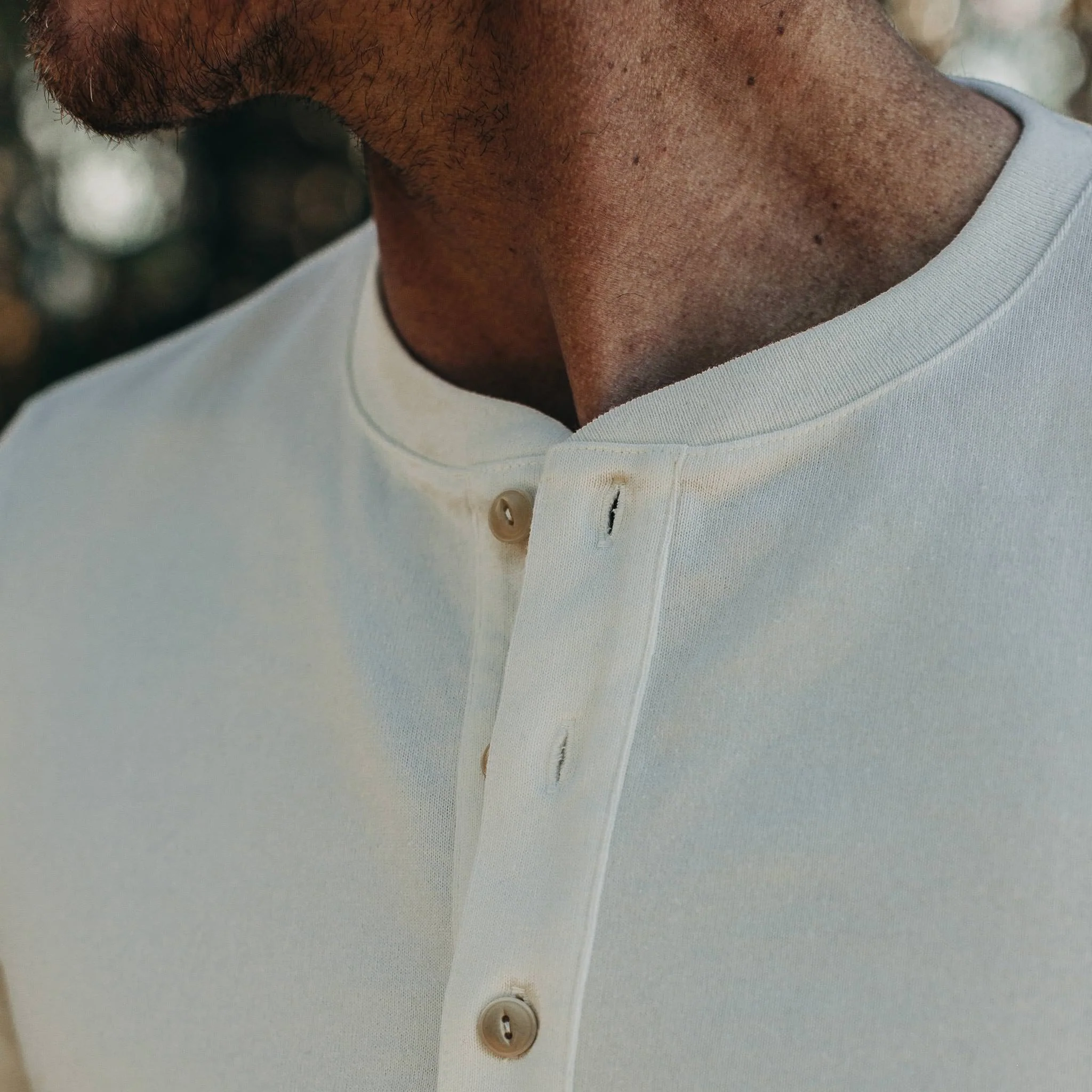 The Short Sleeve Heavy Bag Henley in Natural - Image 3