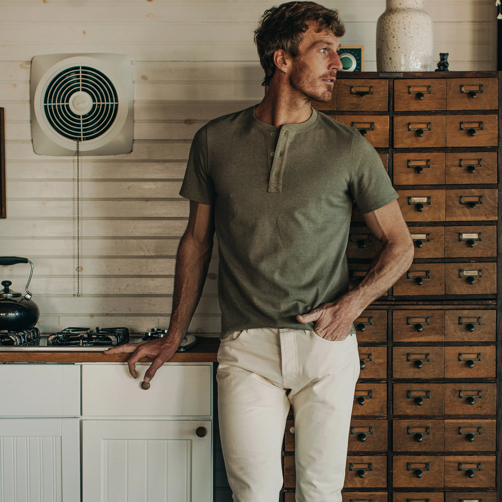The Short Sleeve Heavy Bag Henley in Washed Olive - Image 2