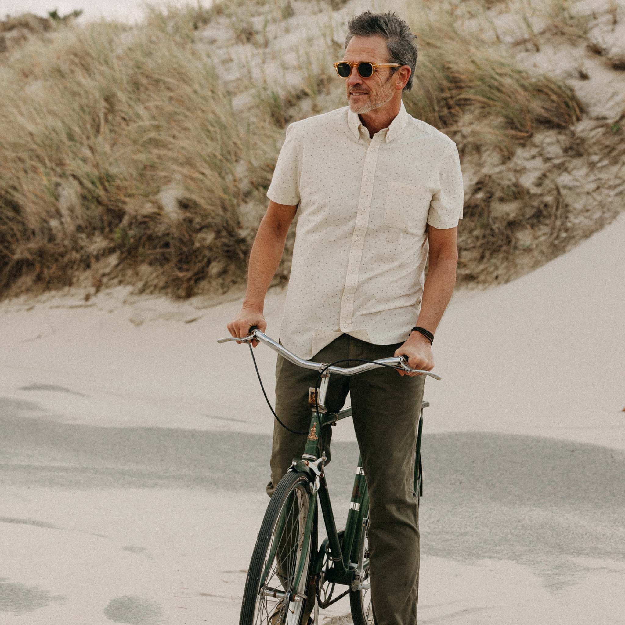 The Short Sleeve Jack in Heather Oat Dot - Image 2