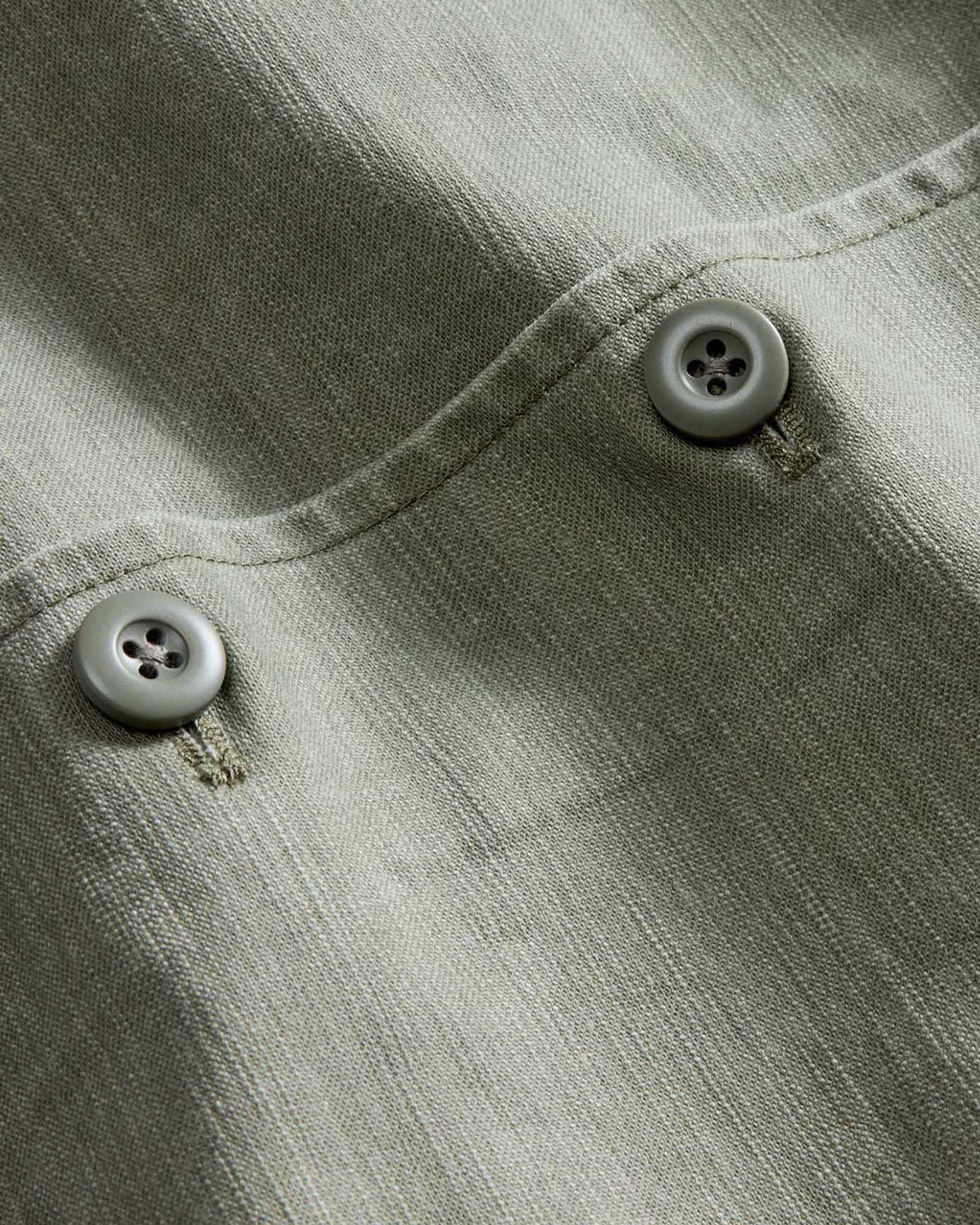 The Short Sleeve Surplus Shirt in Field Olive Reverse Sateen - Image 6