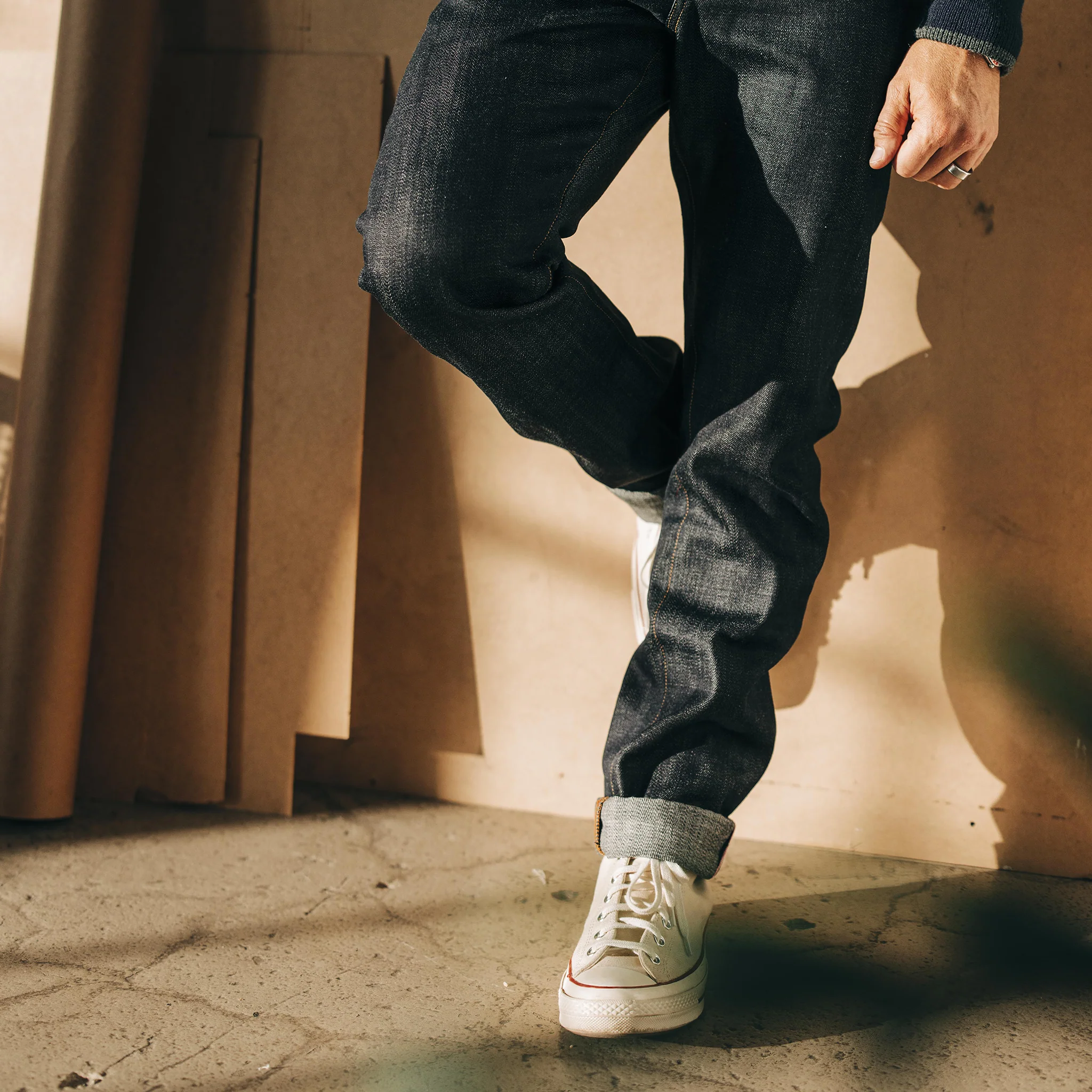 The Slim Jean in Kuroki Welterweight Slub - Image 2