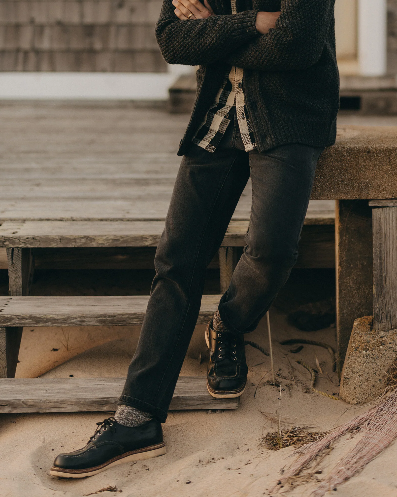 The Slim Jean in Washed Black Organic Slub Selvedge - Image 2