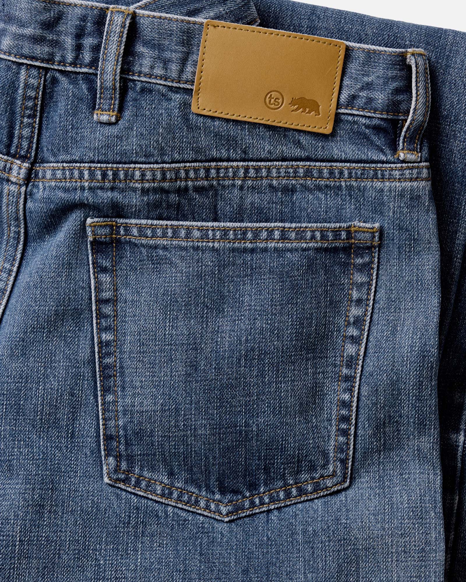 The Straight Jean in Mid Wash Organic Selvedge - Image 8