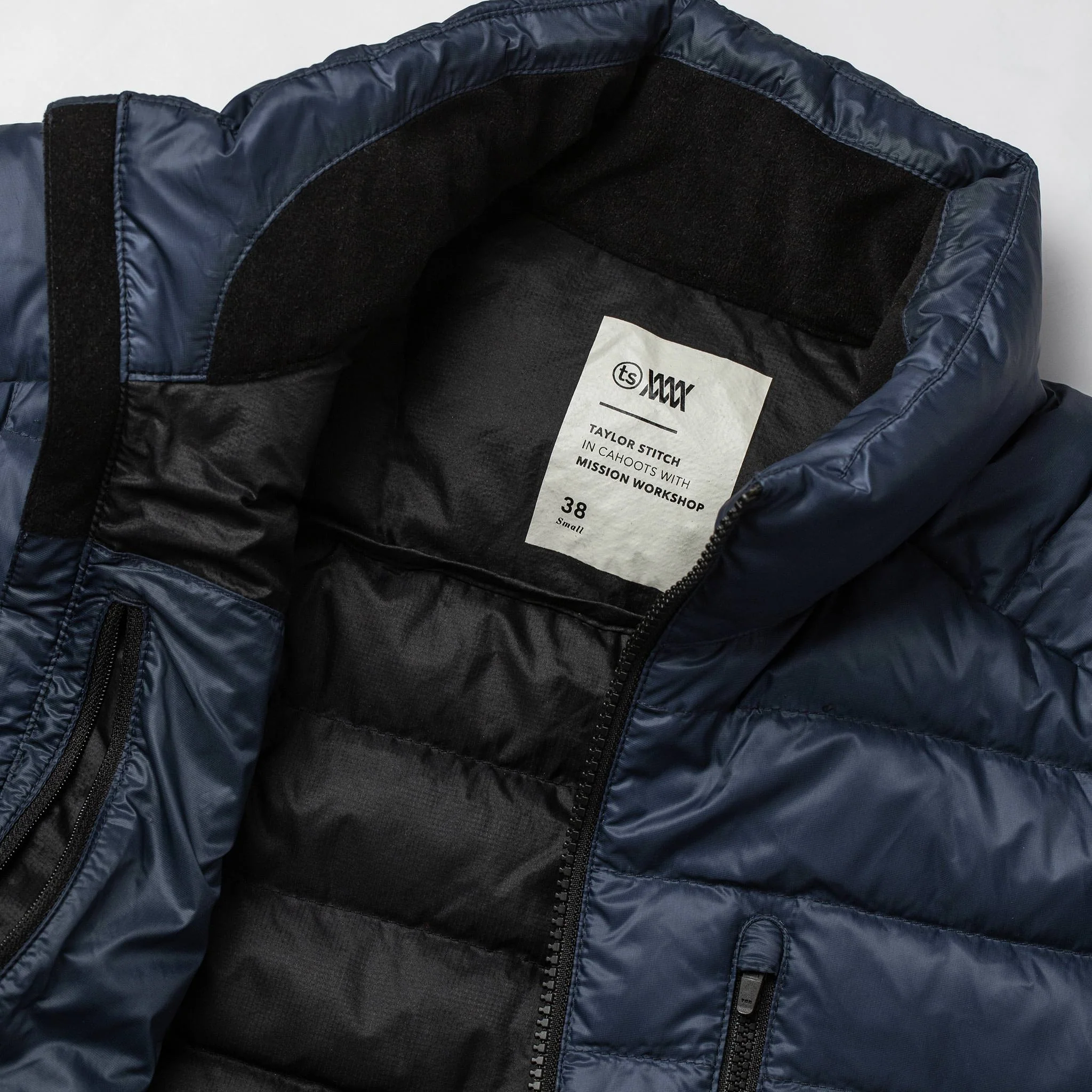 The Taylor Stitch x Mission Workshop Farallon Jacket in Midnight Blue - Image 9