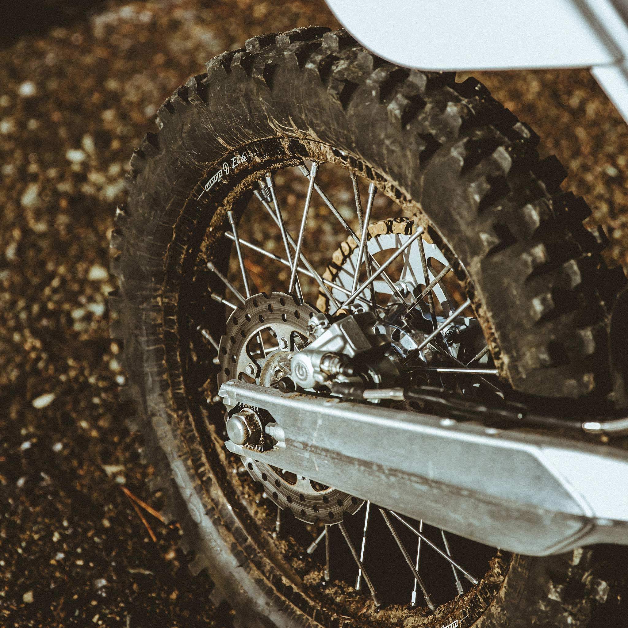 The Alta Motors Redshift EX in Taylor Stitch Custom - Image 4