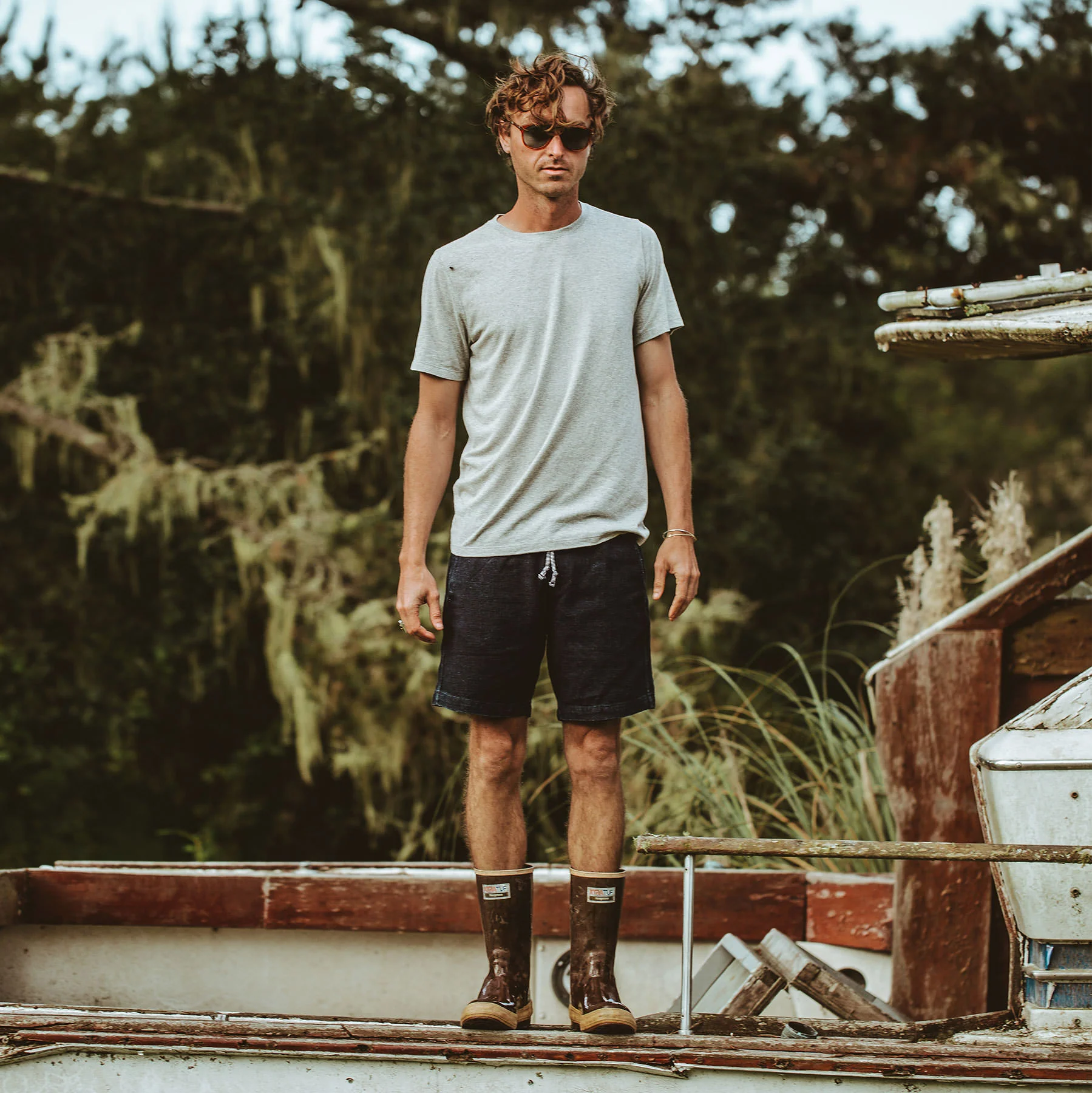 The Après Short in Indigo Crepe - Image 2