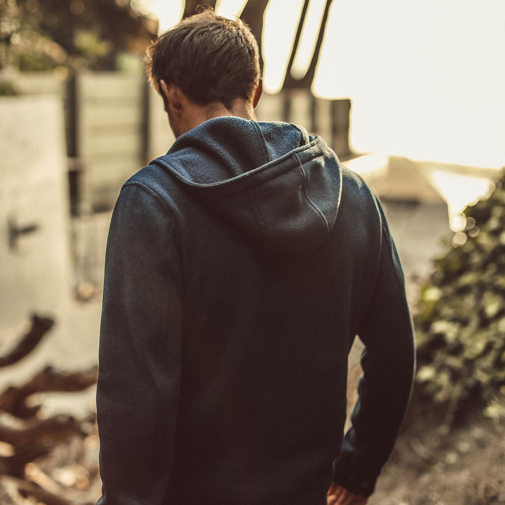 The Big Sur Hoodie in Heather Navy - Image 4