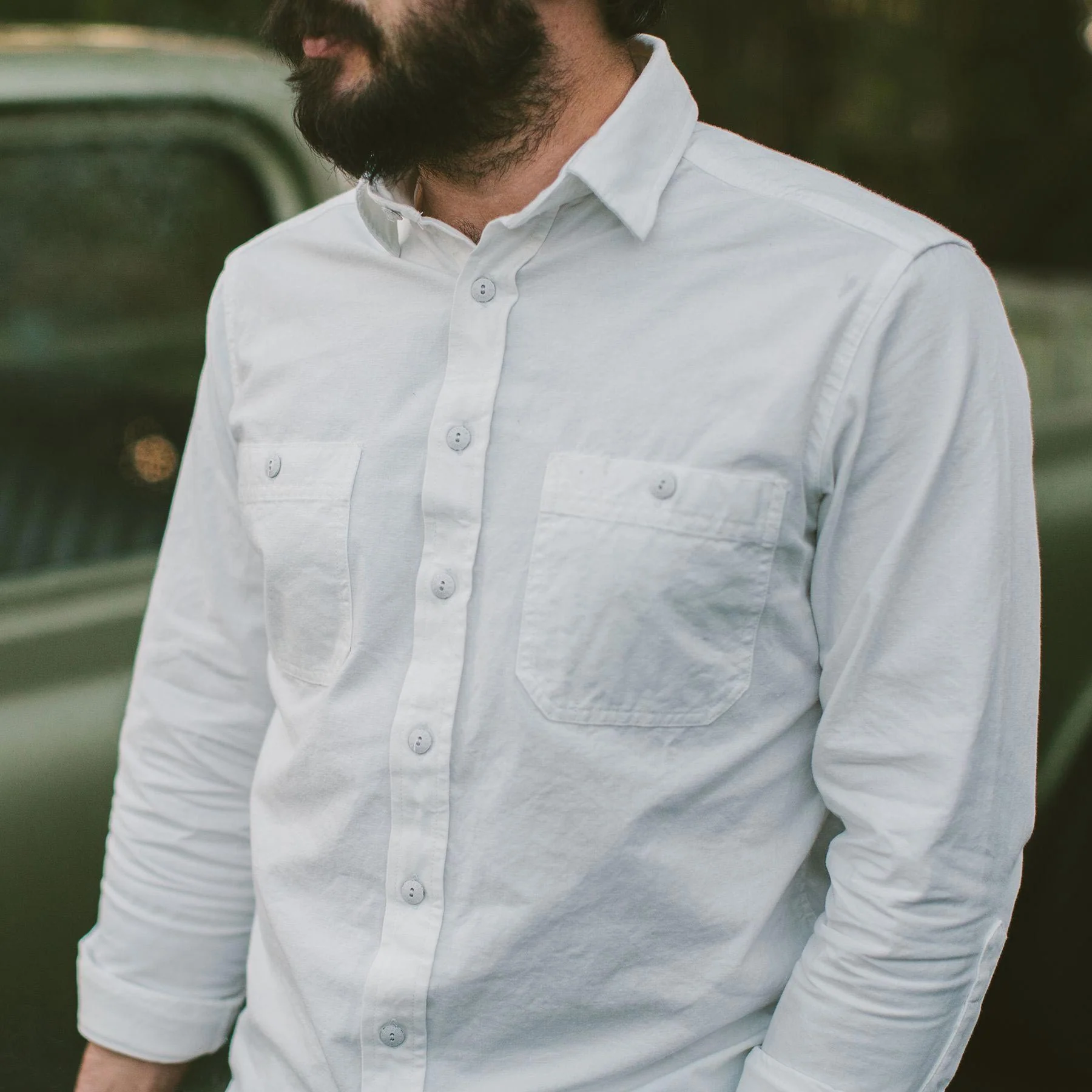 The California in White Everyday Chambray - Image 3