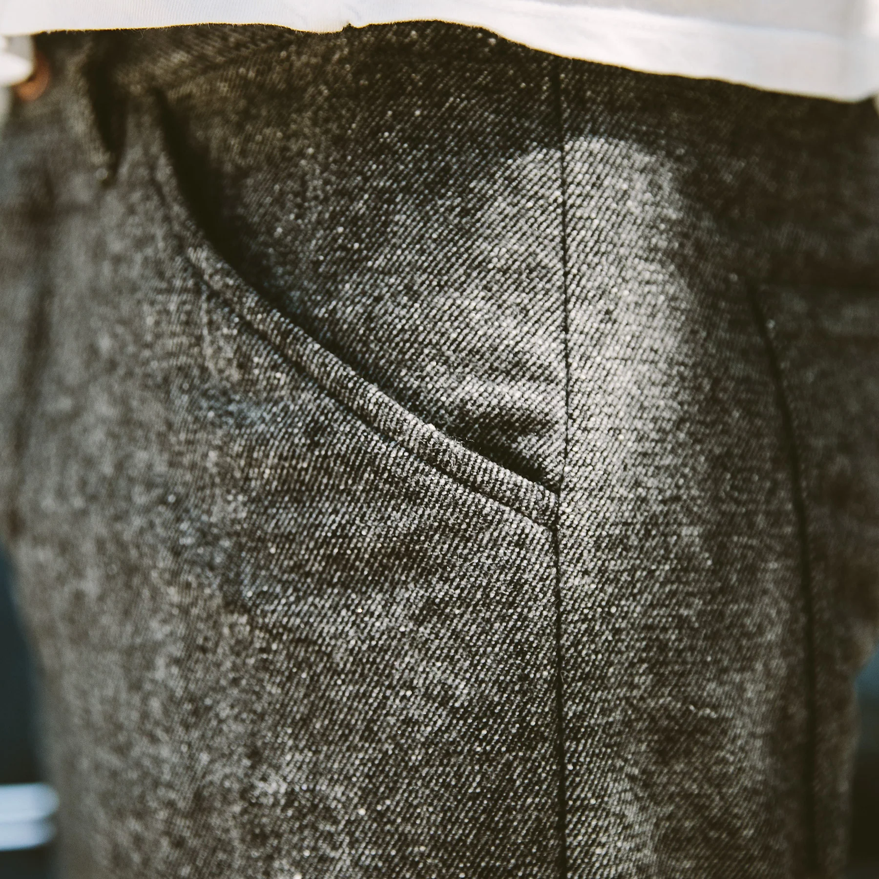 The Camp Pant in Charcoal Donegal - Image 3