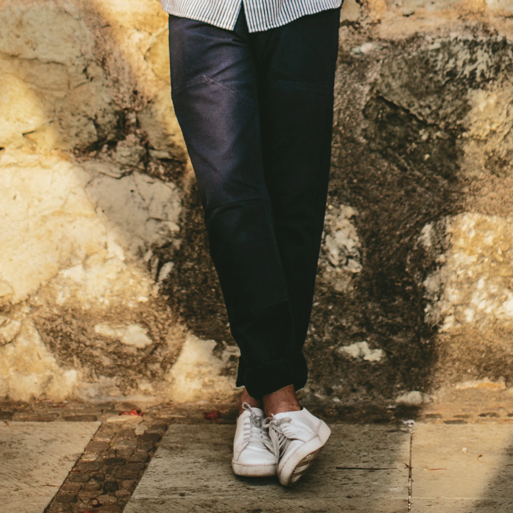 The Chore Pant in Washed Navy - Image 3