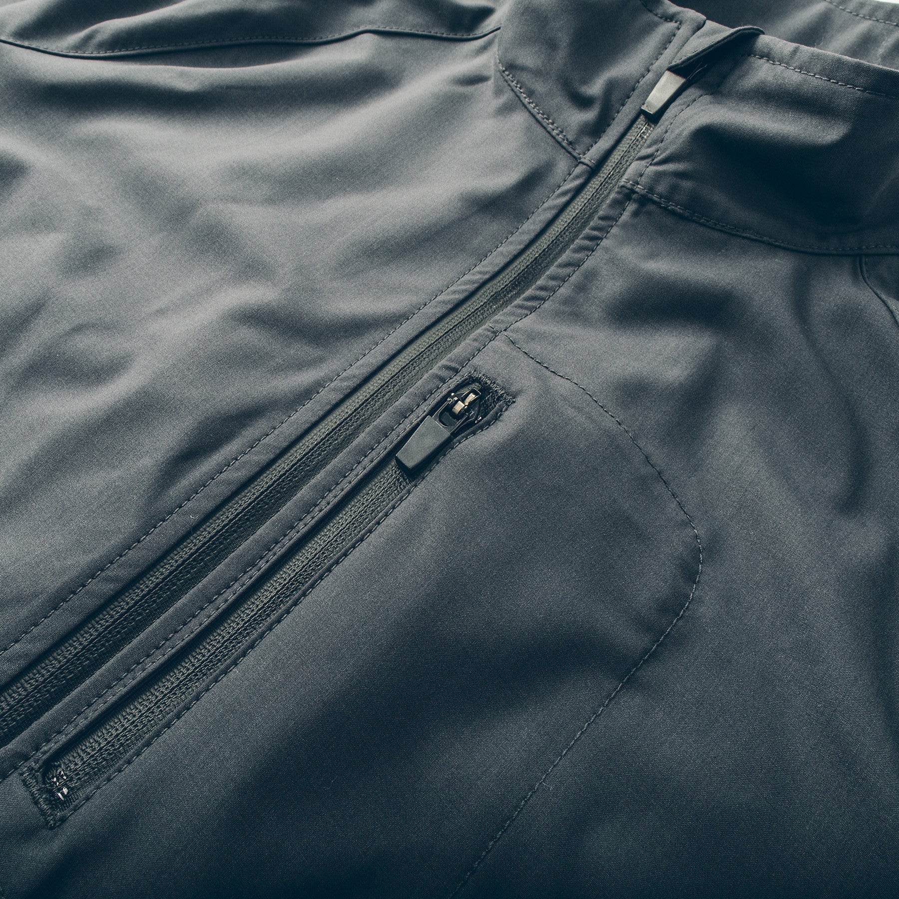 The Civic Jacket in Steel MerinoPerform™ - Image 4
