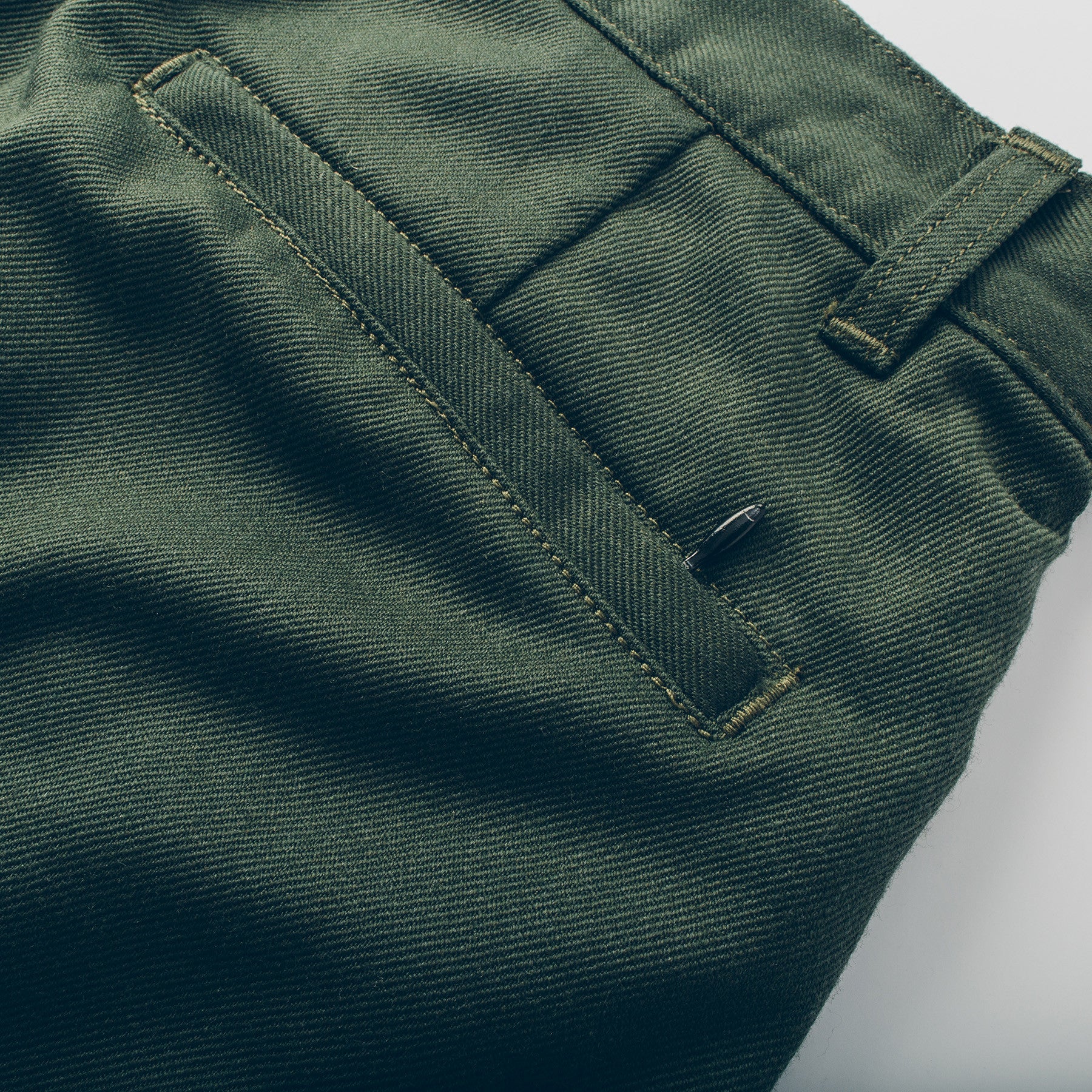 The Lloyd Short in Olive - Image 3