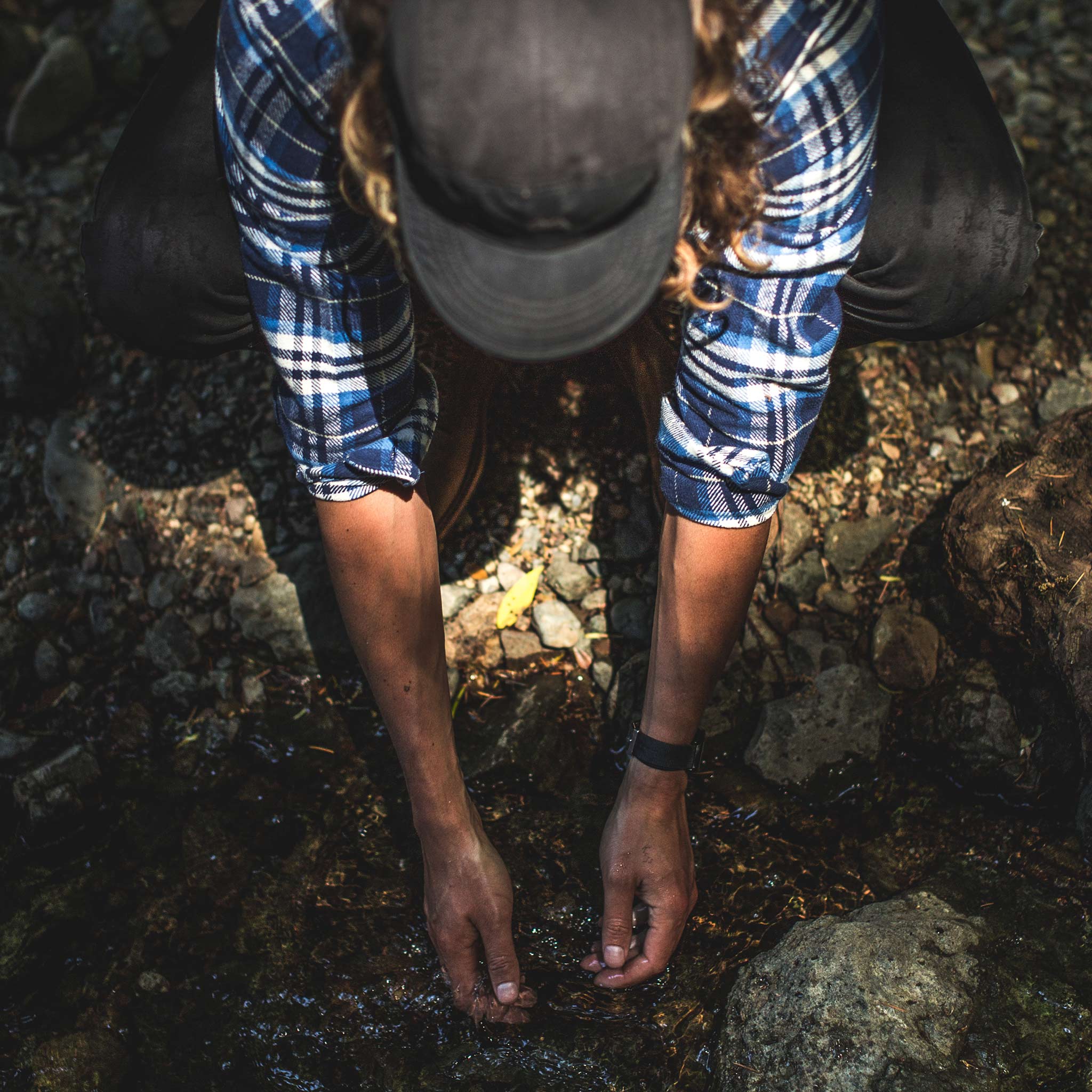The Crater Shirt in Blue Plaid - Image 5