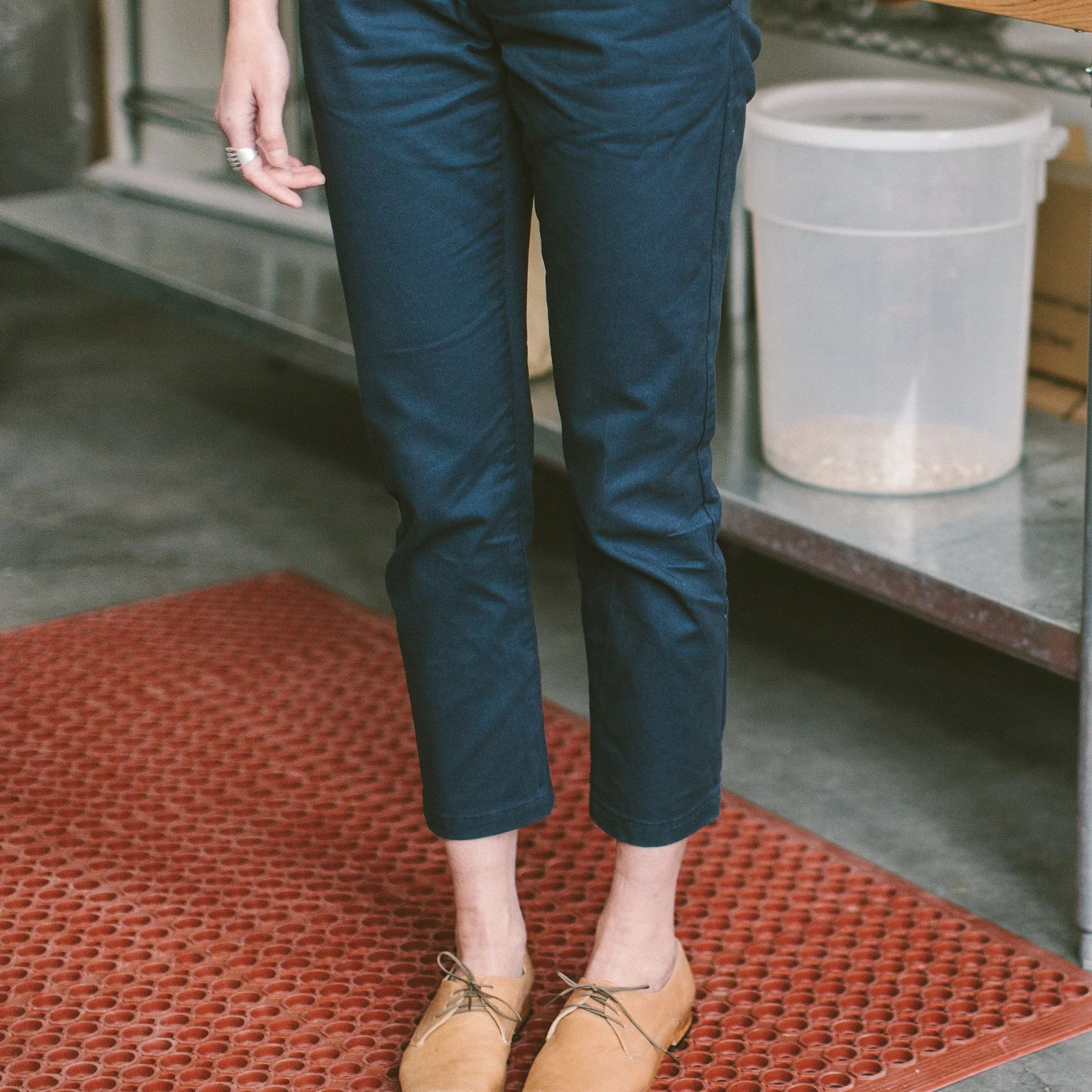 The Curator Pant in Navy - Image 5