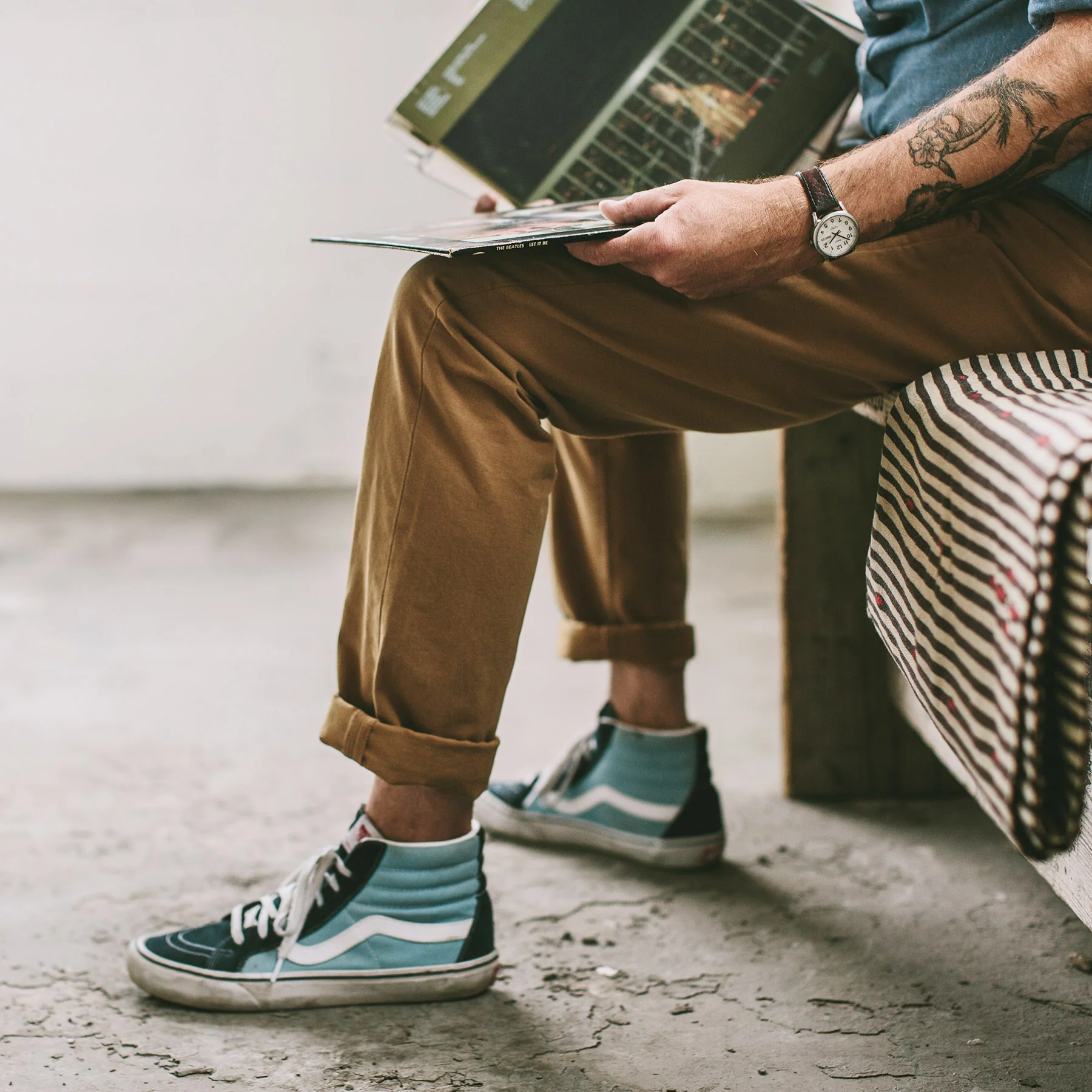 The Democratic Chino in British Khaki - Image 4
