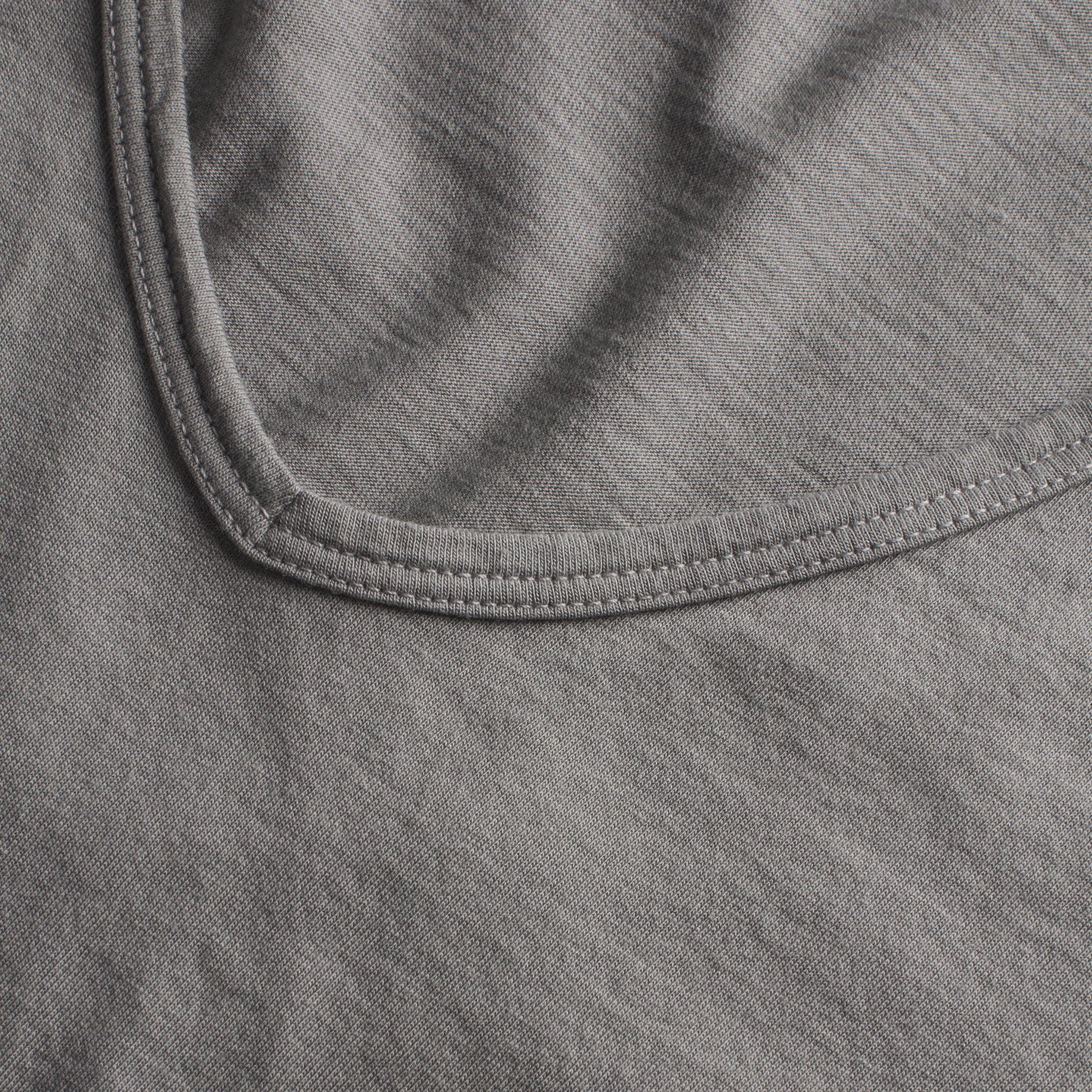 The Elle V-Neck Tee in Heather Grey - Image 4