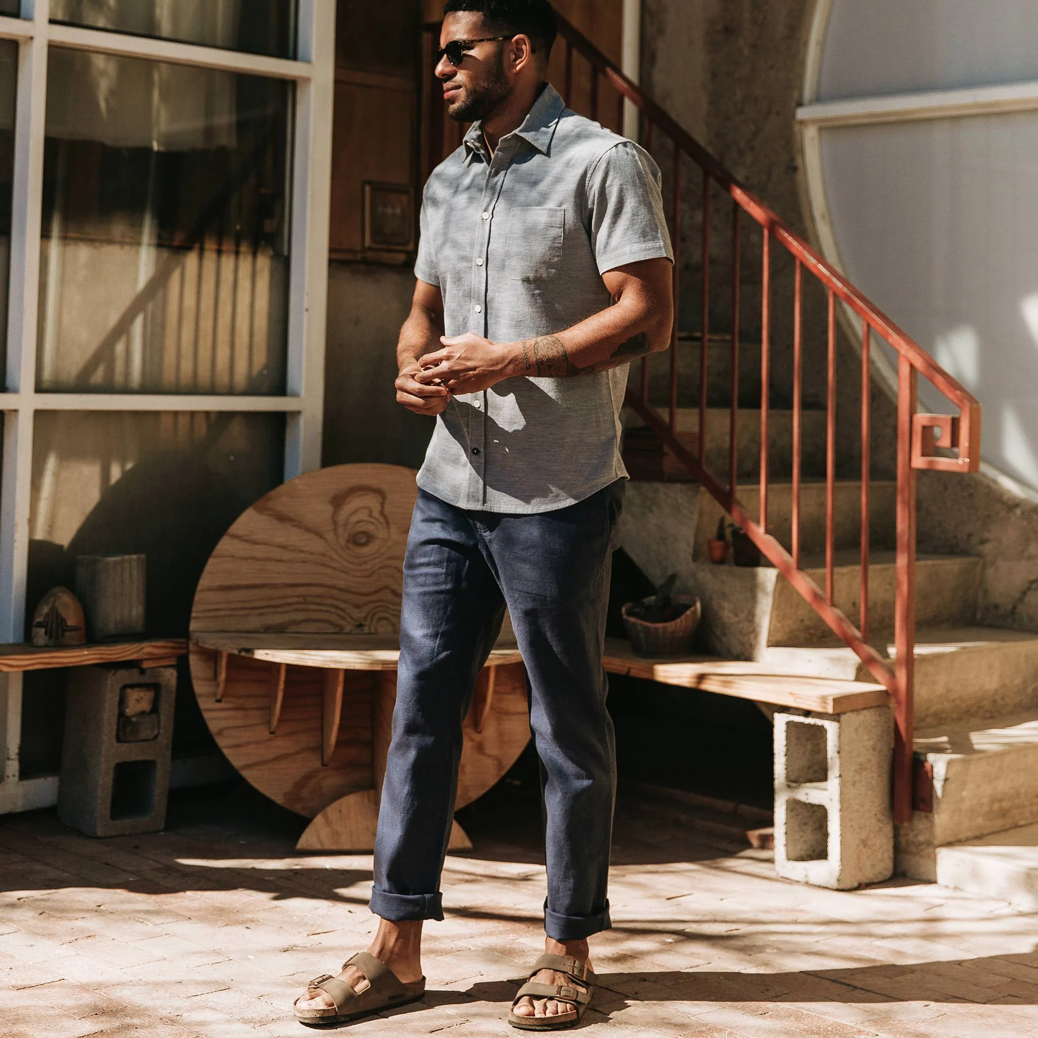 The Gibson Trouser in Navy - Image 2