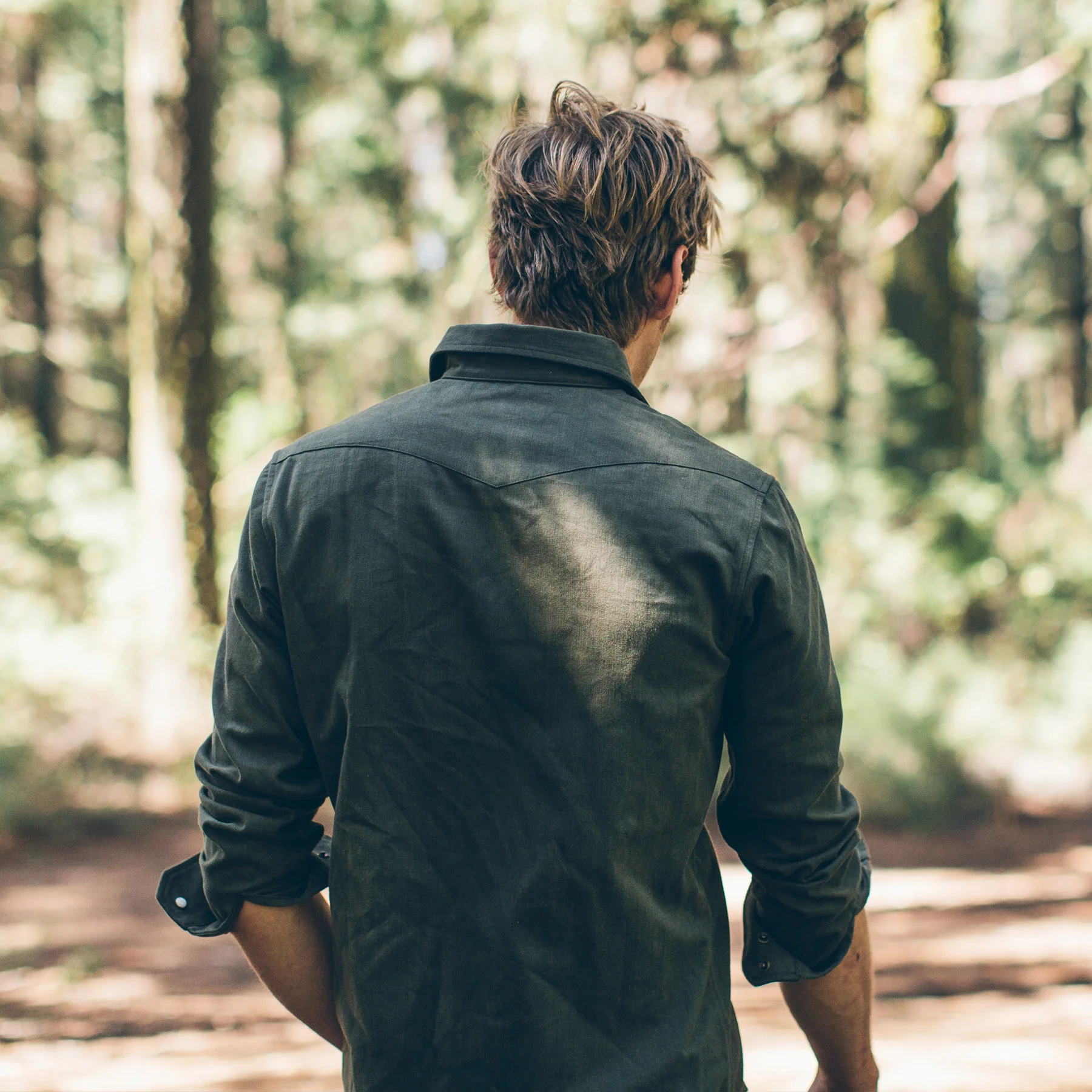 The Glacier Shirt in Olive Twill - Image 7