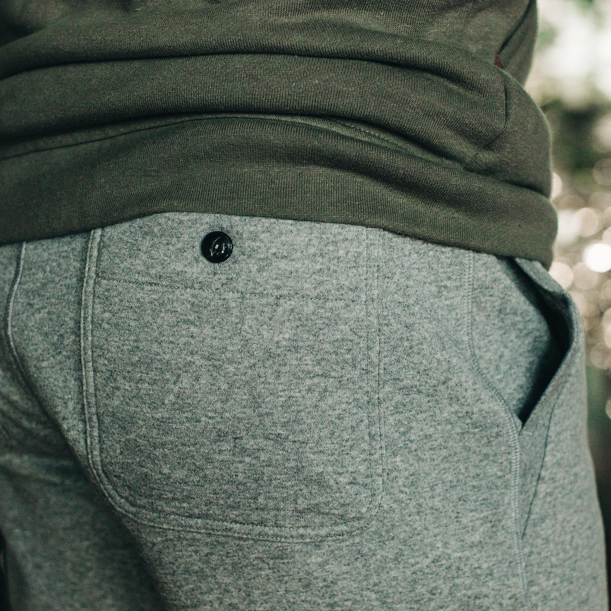 The Heavy Bag Short in Heather Grey Fleece - Image 4