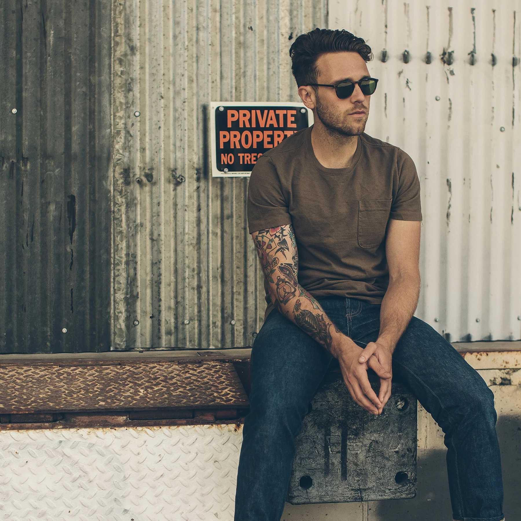 The Heavy Bag Tee in Fatigue Brown - Image 3