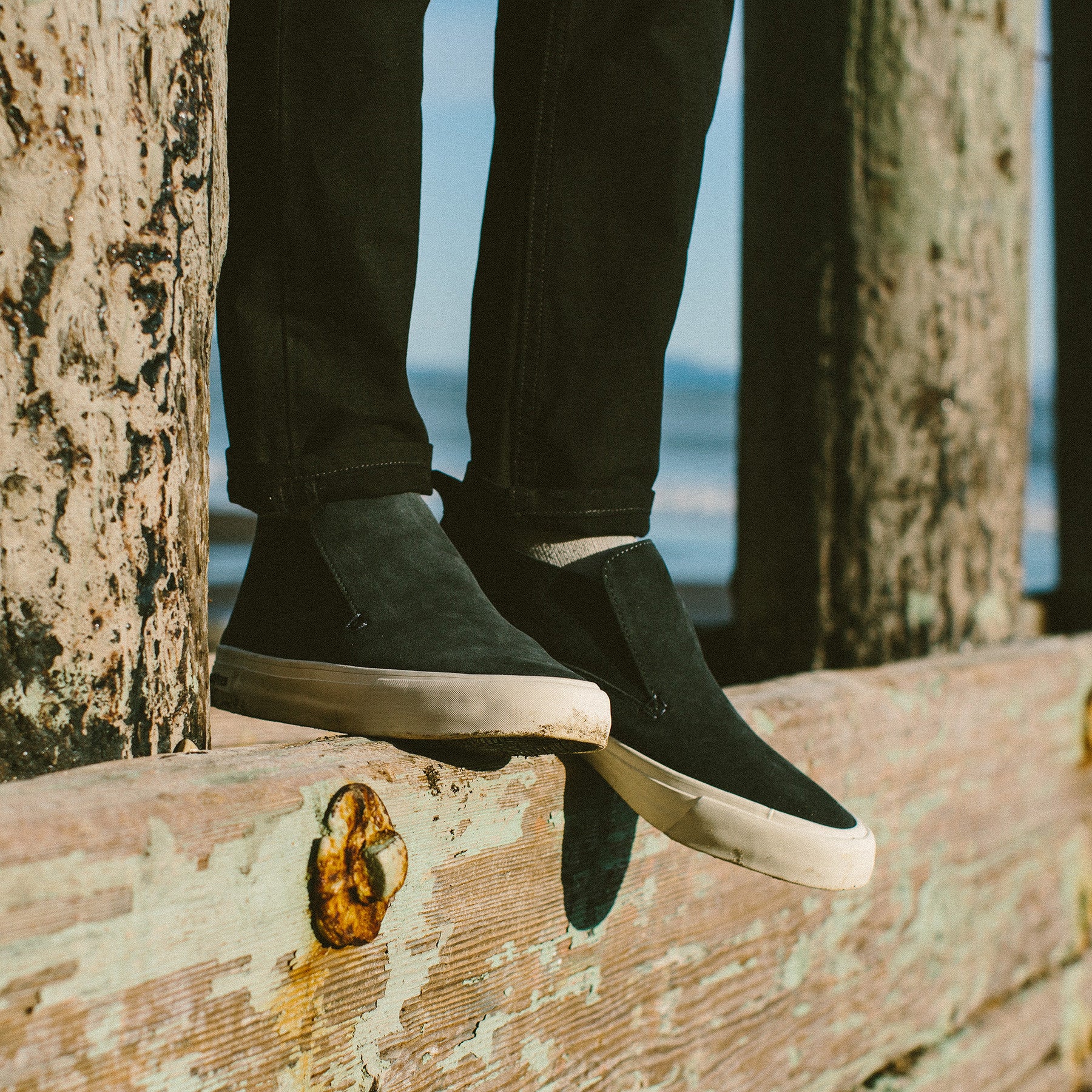 The Huntington Middie in Navy - Image 4