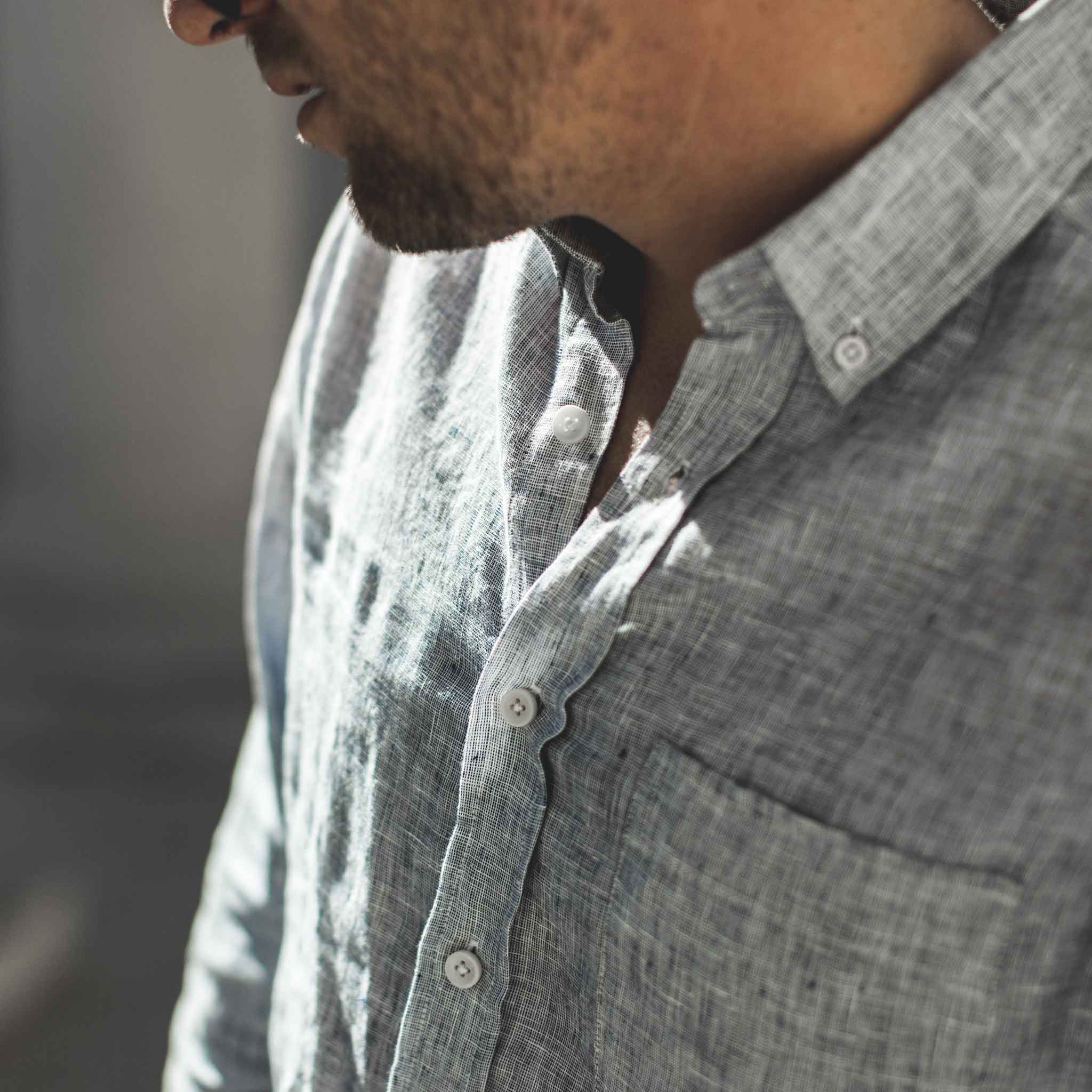 The Jack in Navy Pin Dot Linen - Image 3