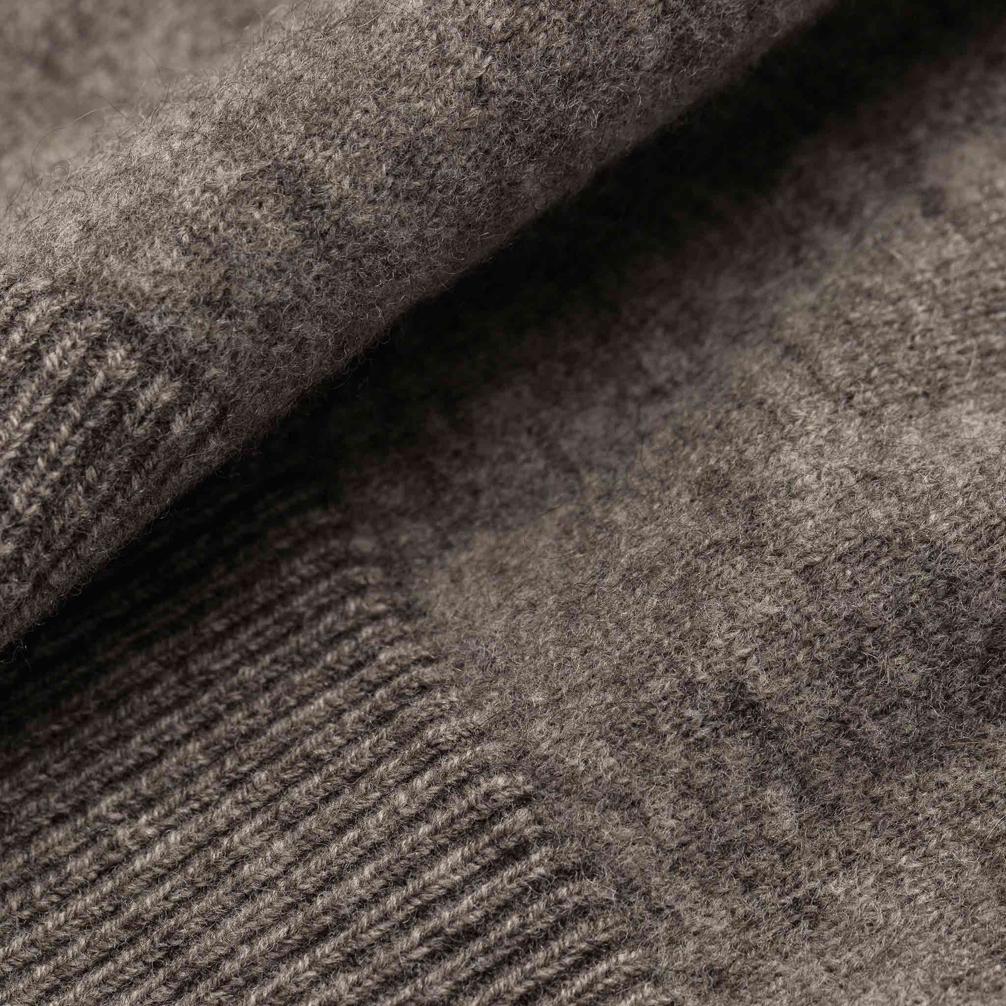 The Lodge Sweater in Light Grey - Image 7