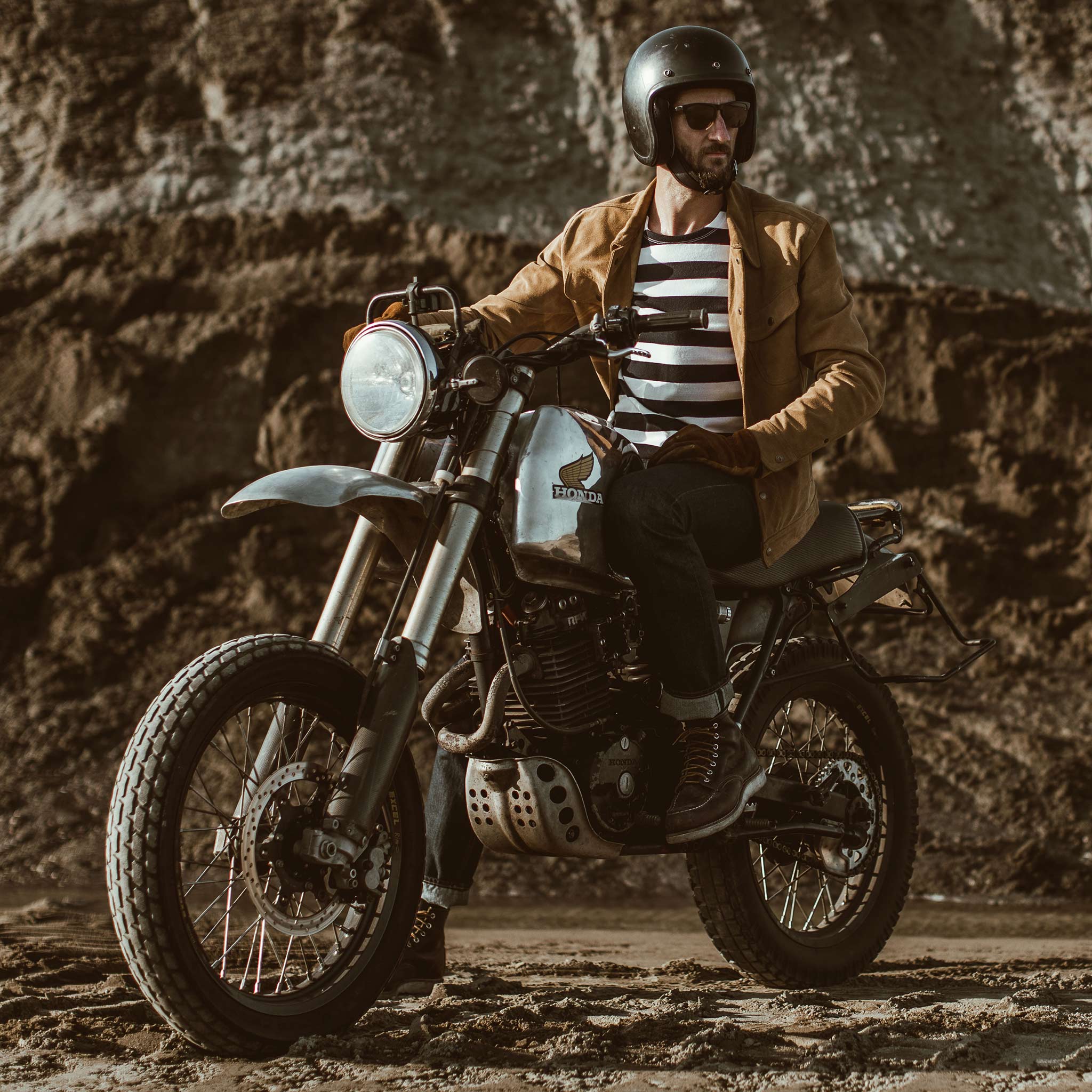 The Long Haul Jacket in Sand Weatherproof Suede - Image 6