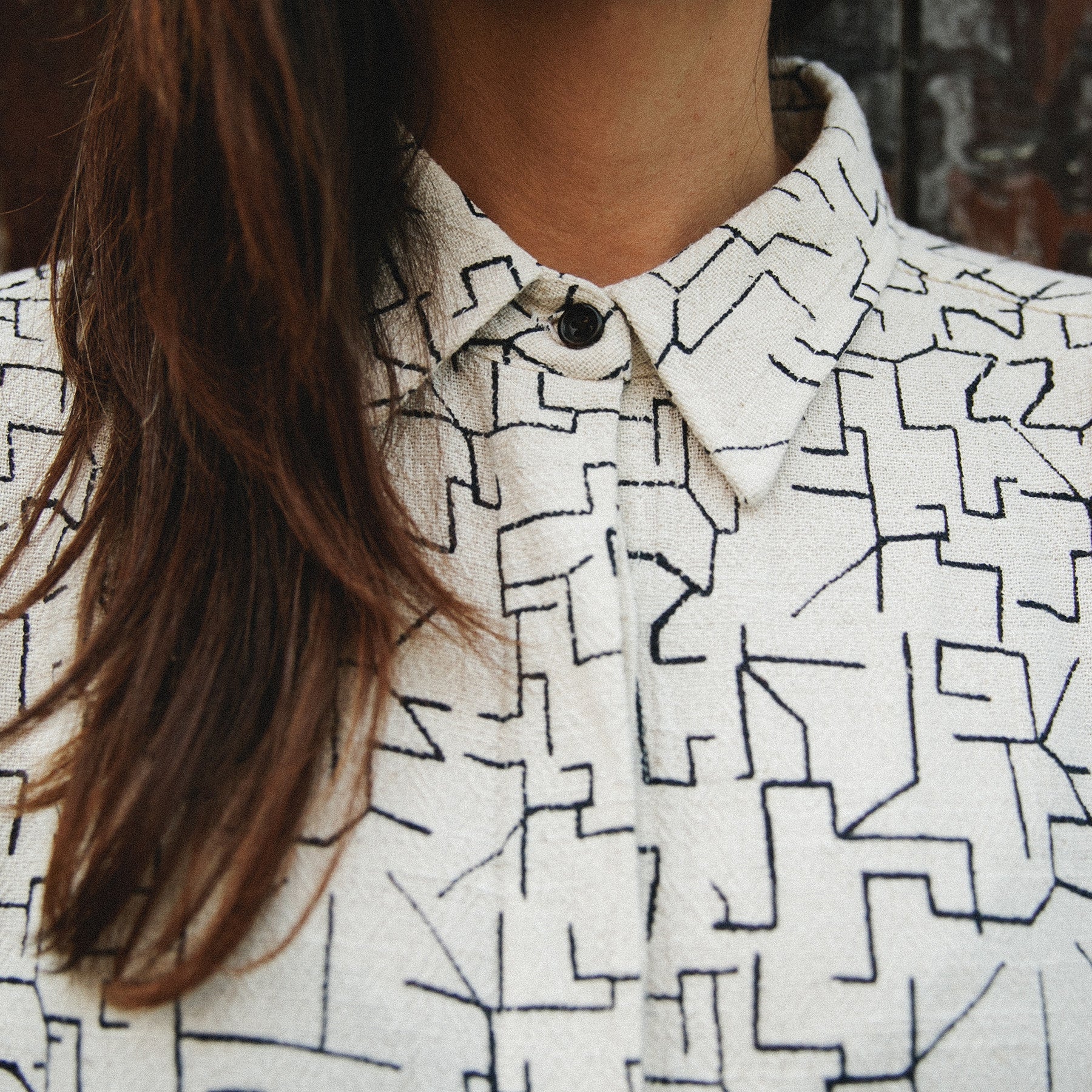 The Michelle Shirt in Maze Print - Image 4