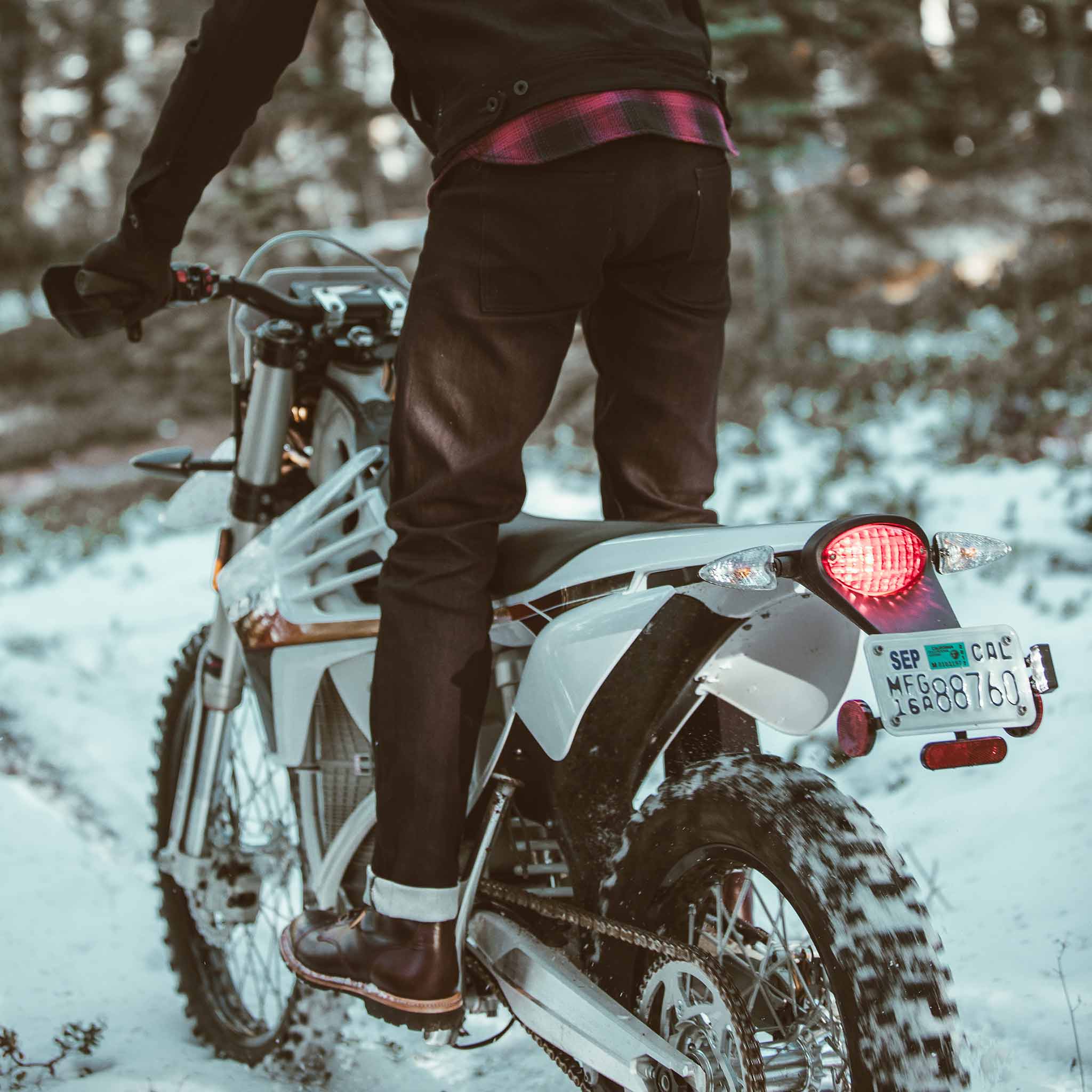 The Moto Pant in Dyneema® Denim - Image 4