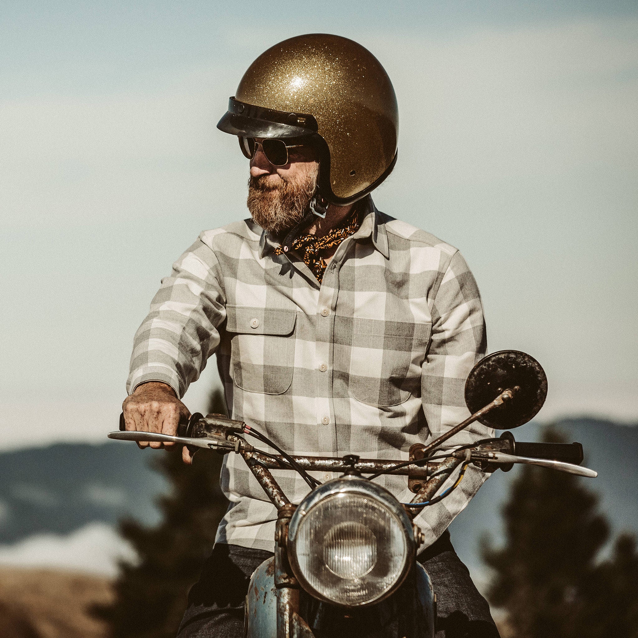 The Moto Utility Shirt in Ash & Natural Plaid - Image 4