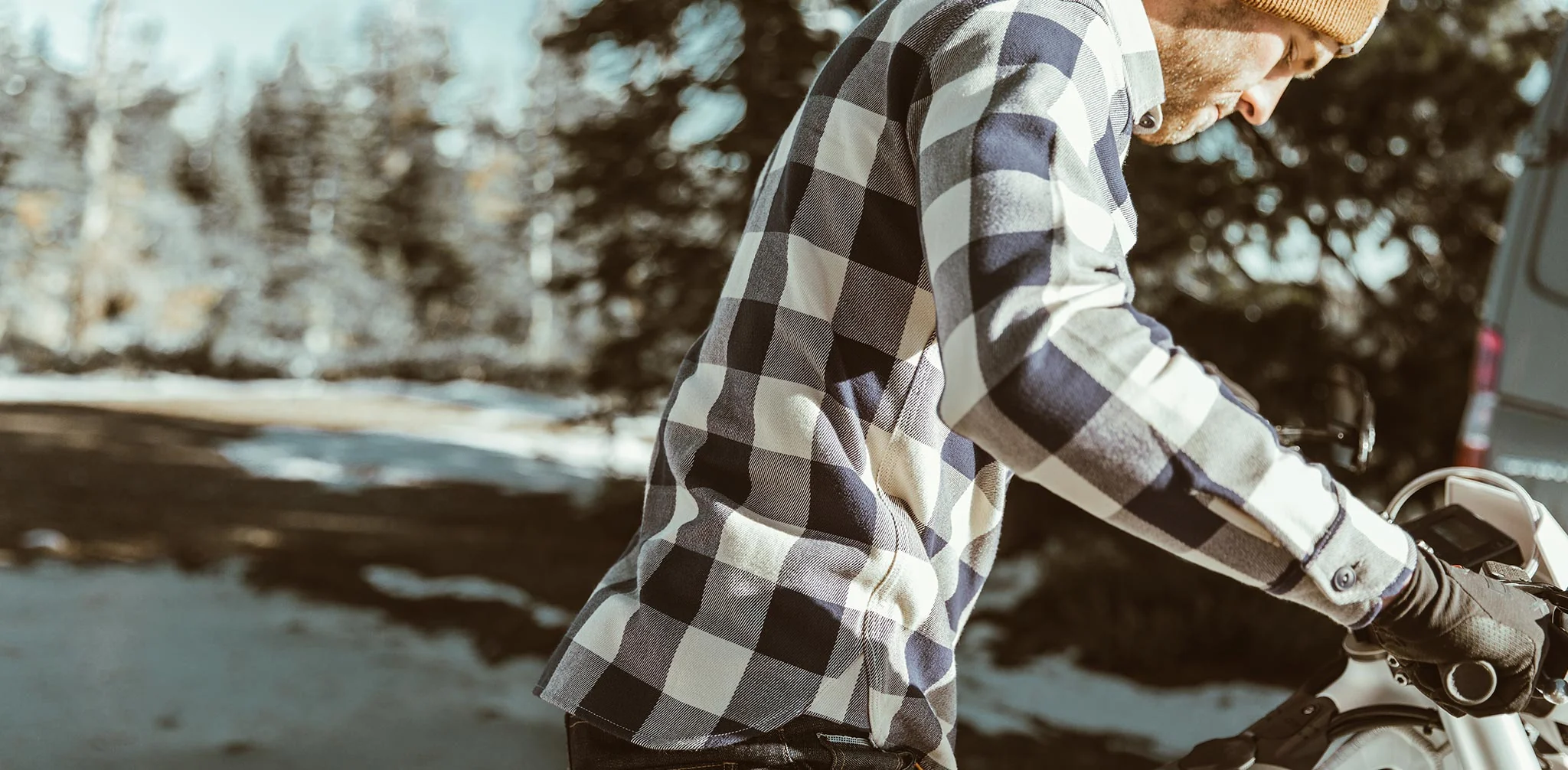 The Moto Utility Shirt in Natural & Navy Buffalo Plaid - Image 10