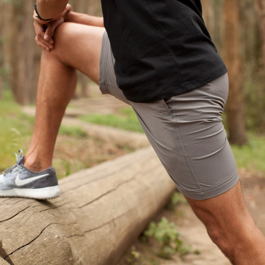 The Myles Everyday Short in Fog - Image 3