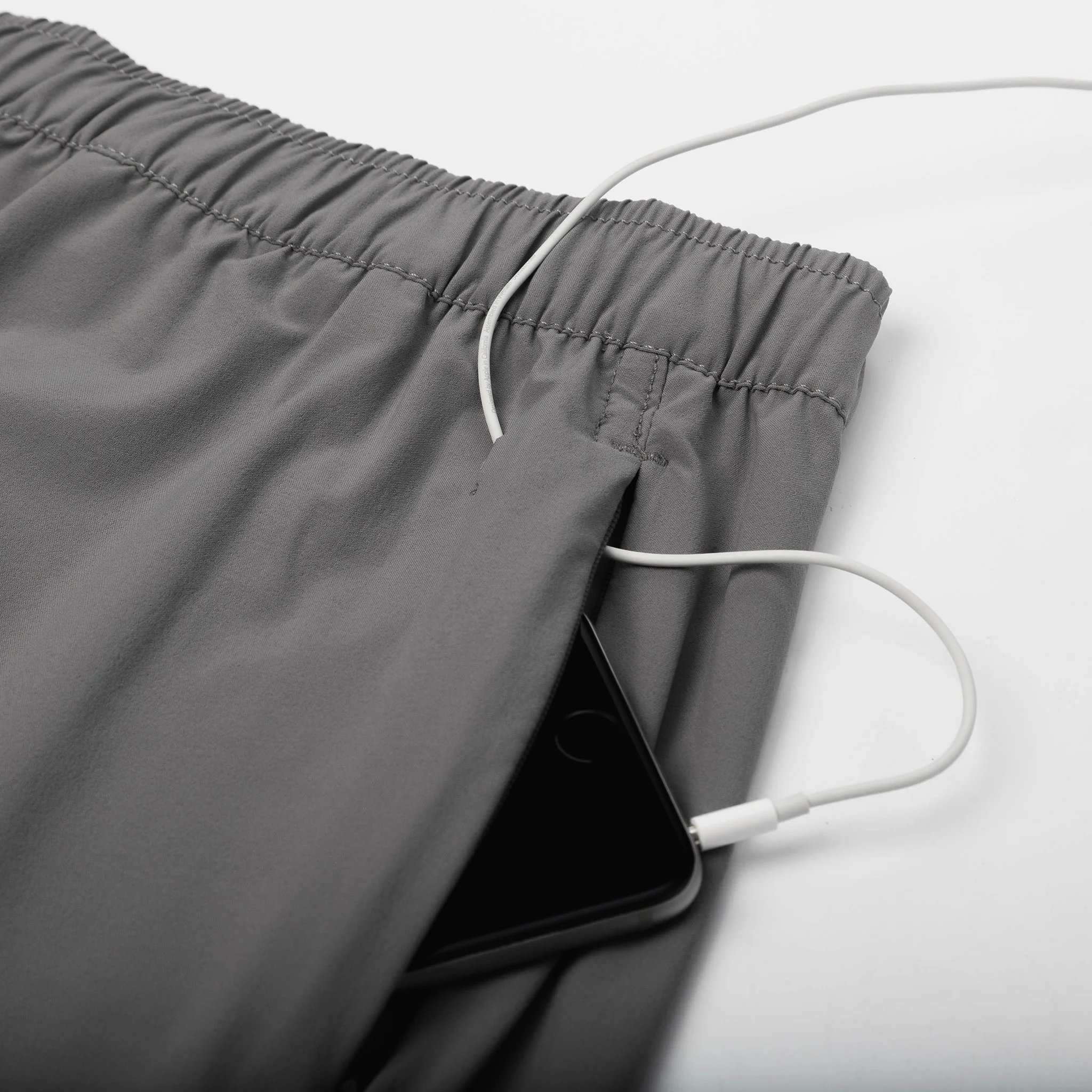 The Myles Momentum Short in Fog - Image 5