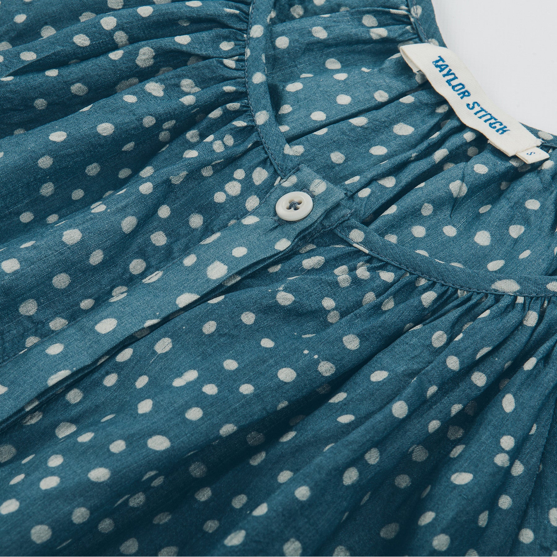 The Orinda Blouse in Dotted Silk Batik - Image 5