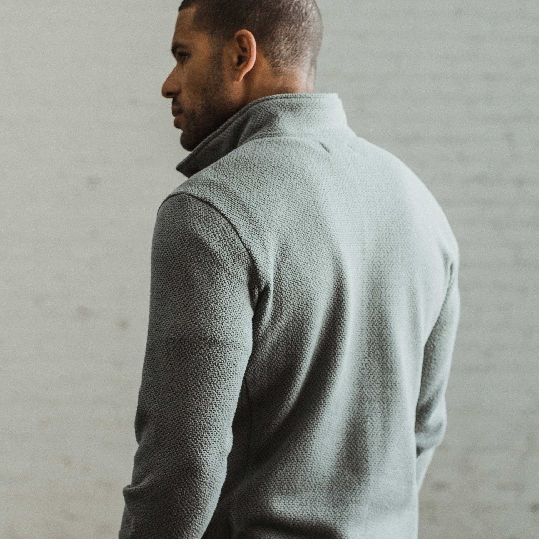 The Pack Pullover in Slate Grid Fleece - Image 4