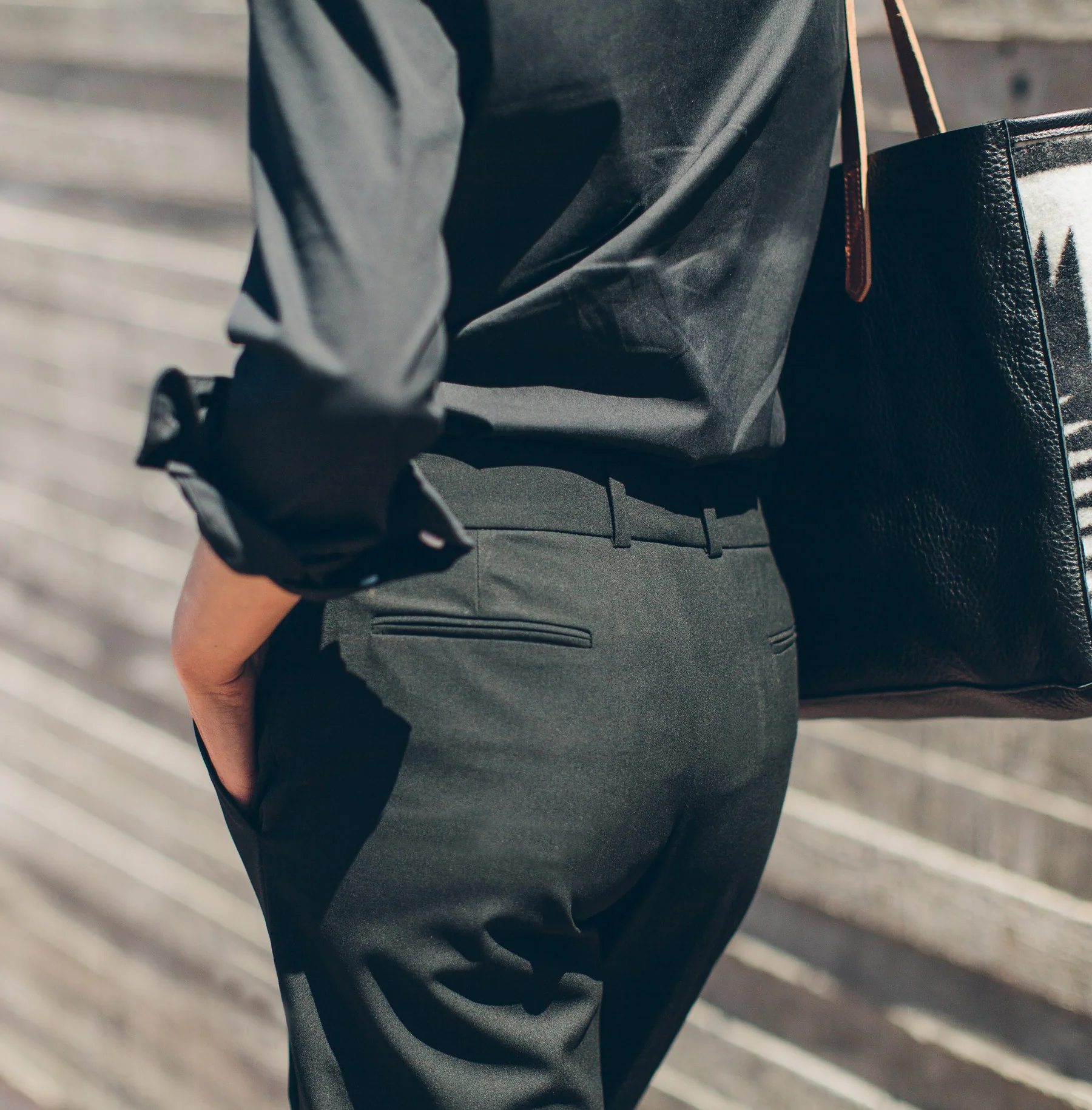 The Parsons Pant in Noir - Image 4