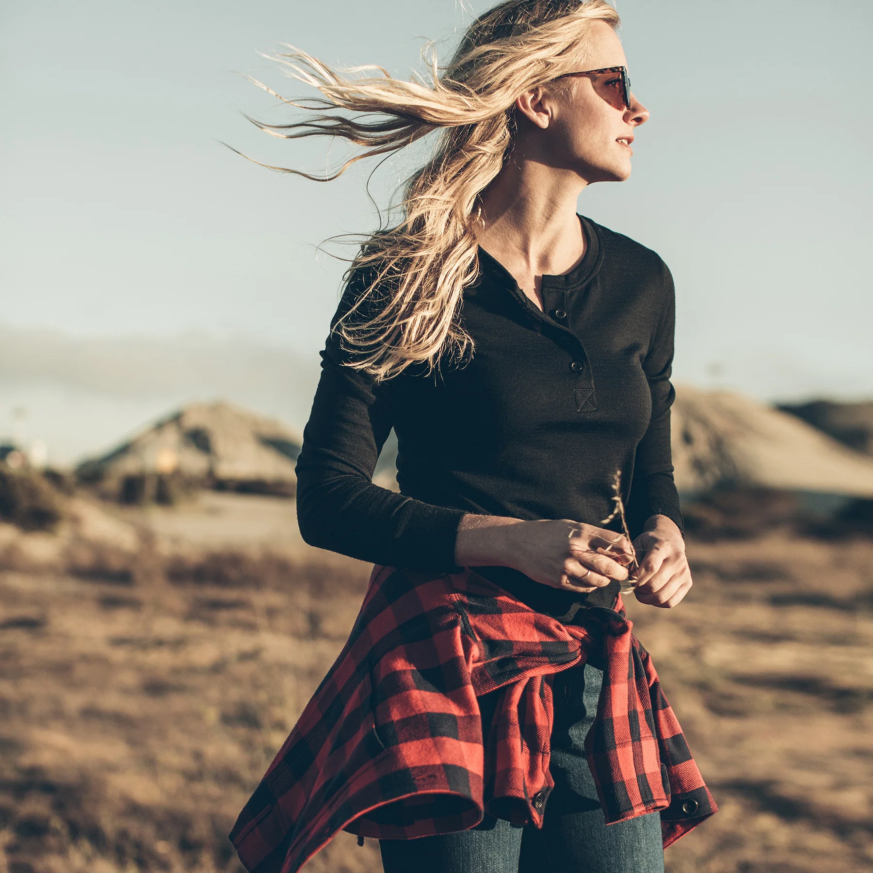 The Peyton Henley in Noir Merino - Image 4