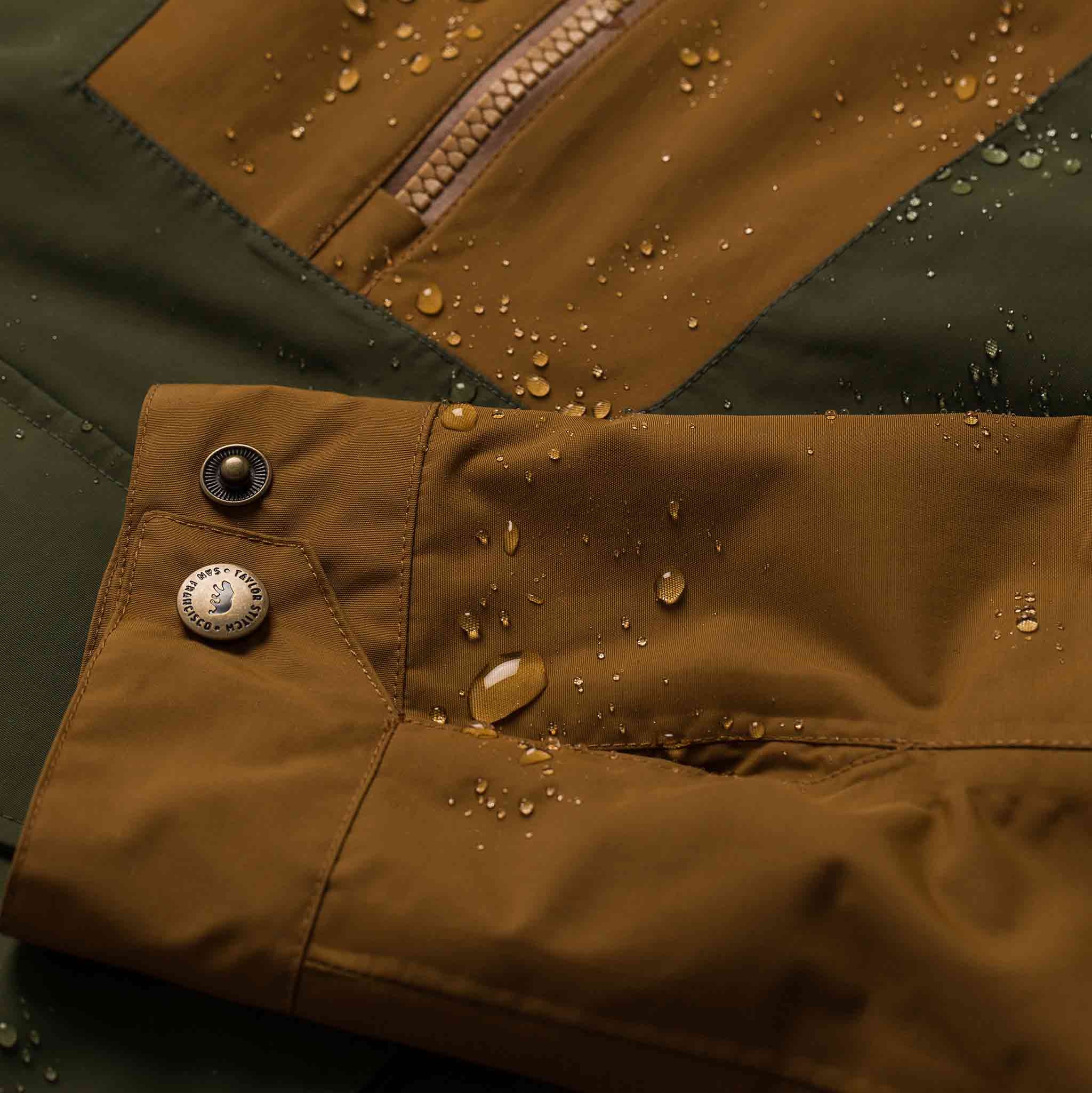 The Powder Jacket in British Khaki & Olive - Image 10