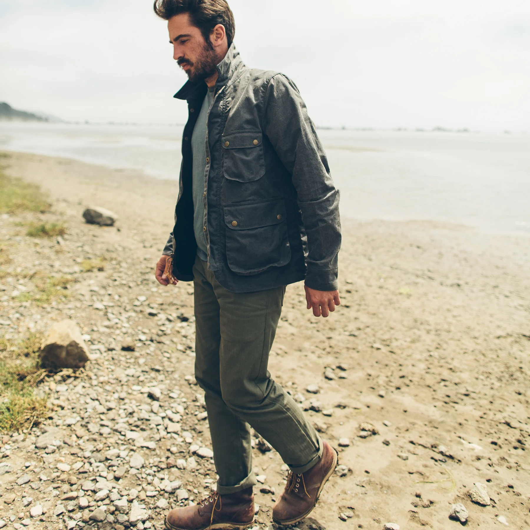 The Rover Jacket in Slate Waxed Canvas - Image 2