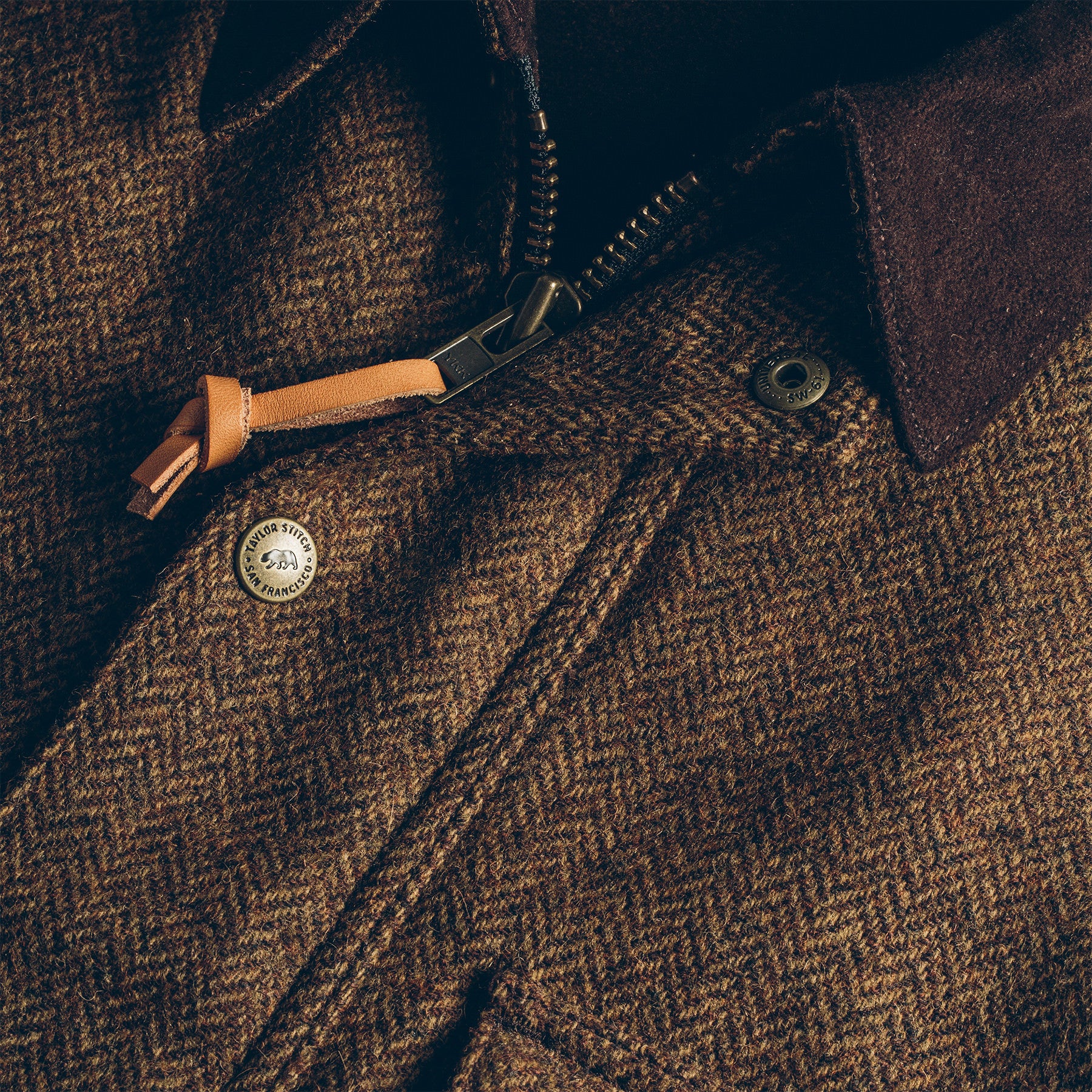 The Rover Jacket in Oak Herringbone Waxed Wool - Image 7