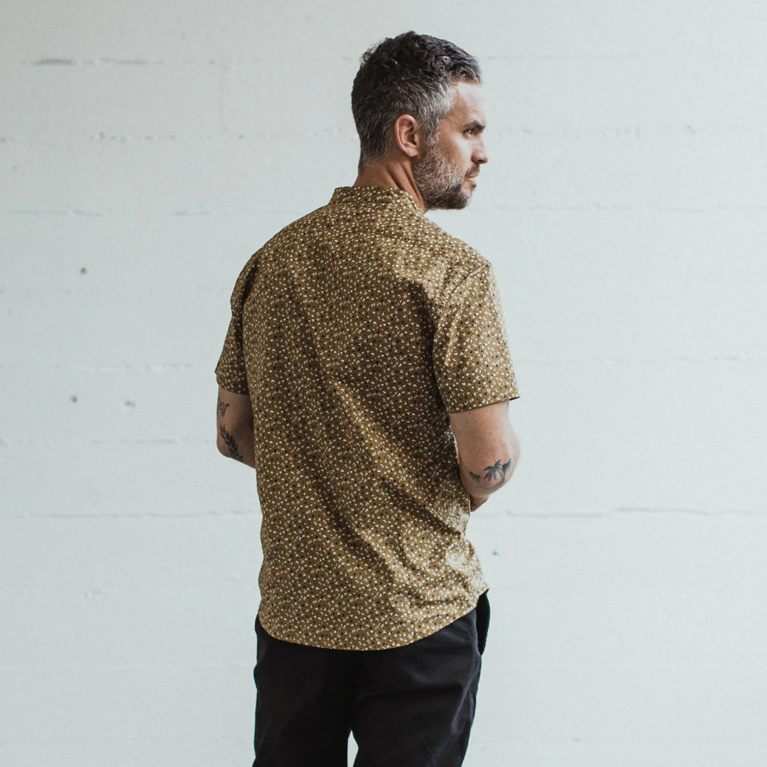 The Short Sleeve Bandit in Fatigue Brown Mini Floral - Image 5